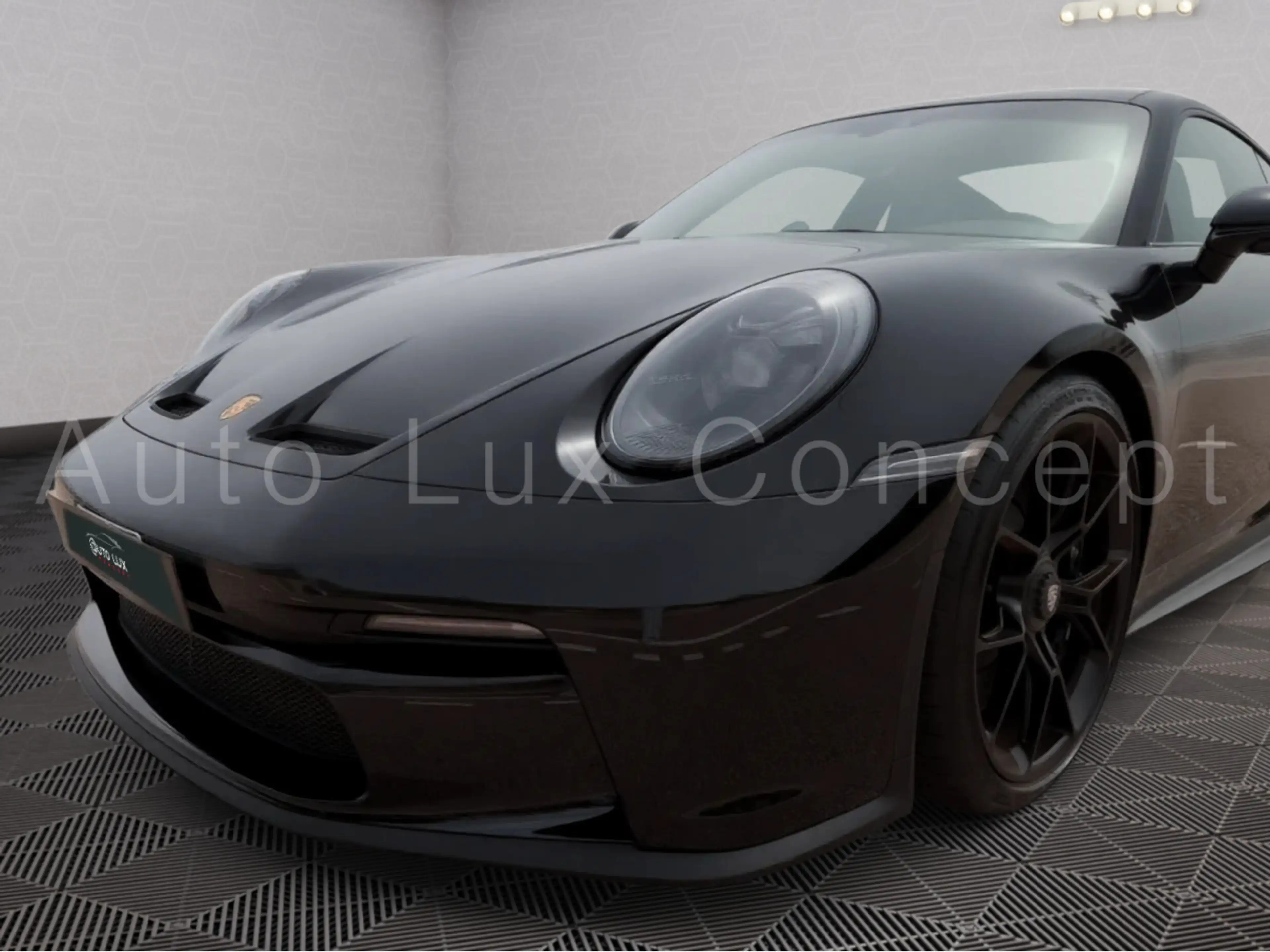 Porsche 992 911 GT3 Touring-Paket/Schaltgetriebe/18Wege/Carbon — photo 11