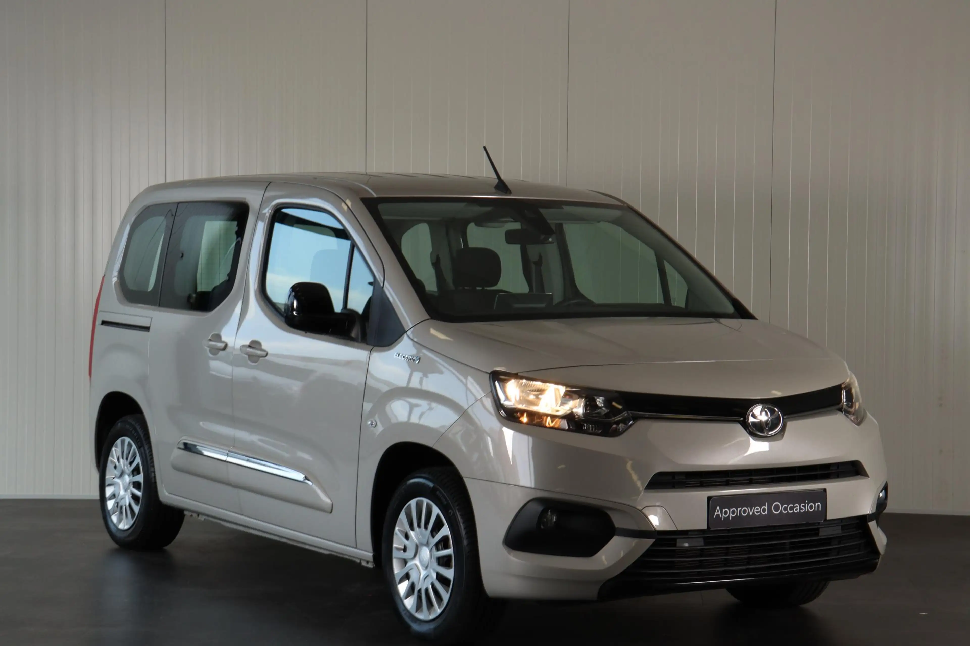 Toyota Proace City Verso Electric, Lage Km, rijklaarprijs! Active 50 — photo 4