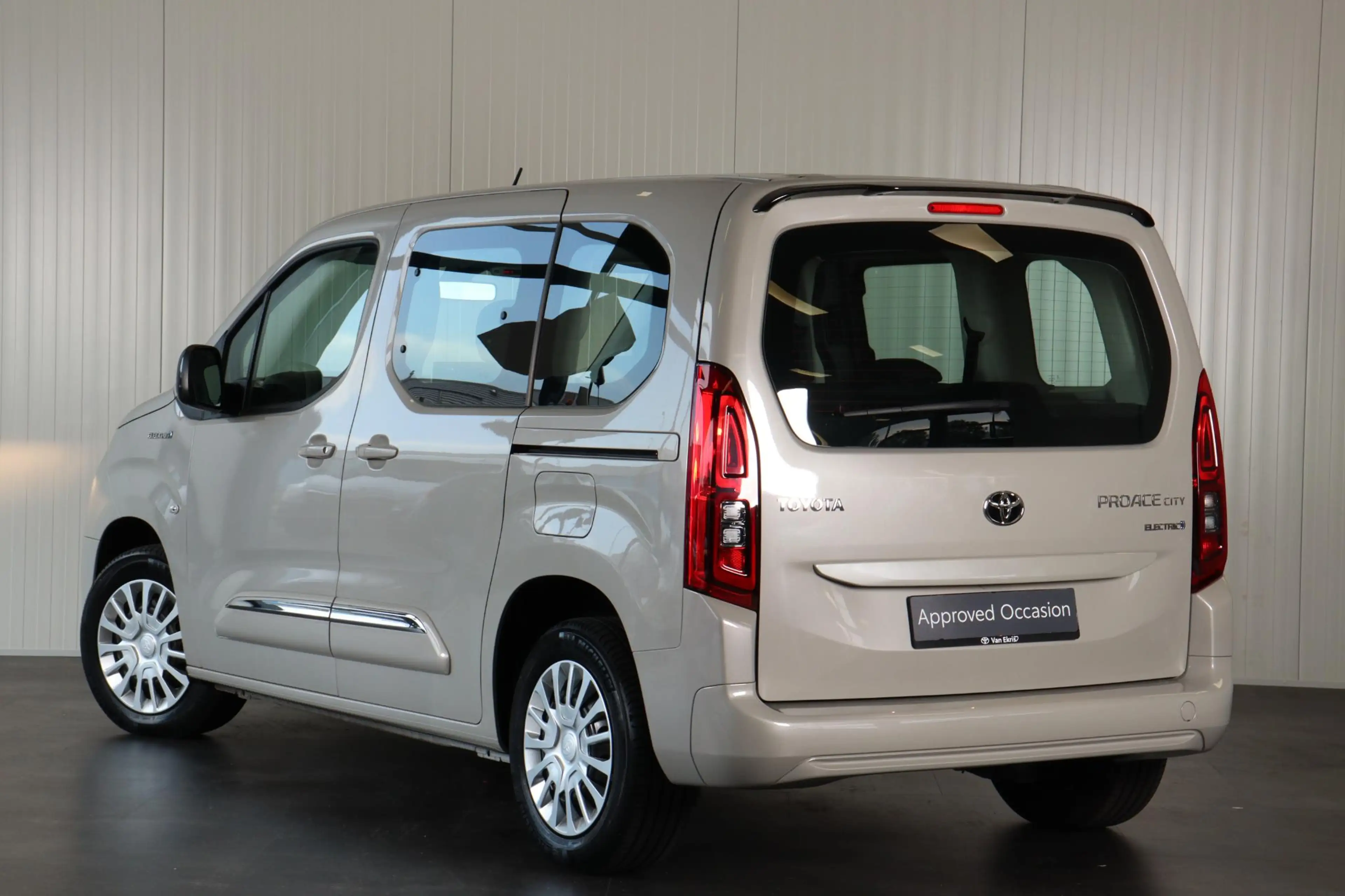 Toyota Proace City Verso Electric, Lage Km, rijklaarprijs! Active 50 — photo 5