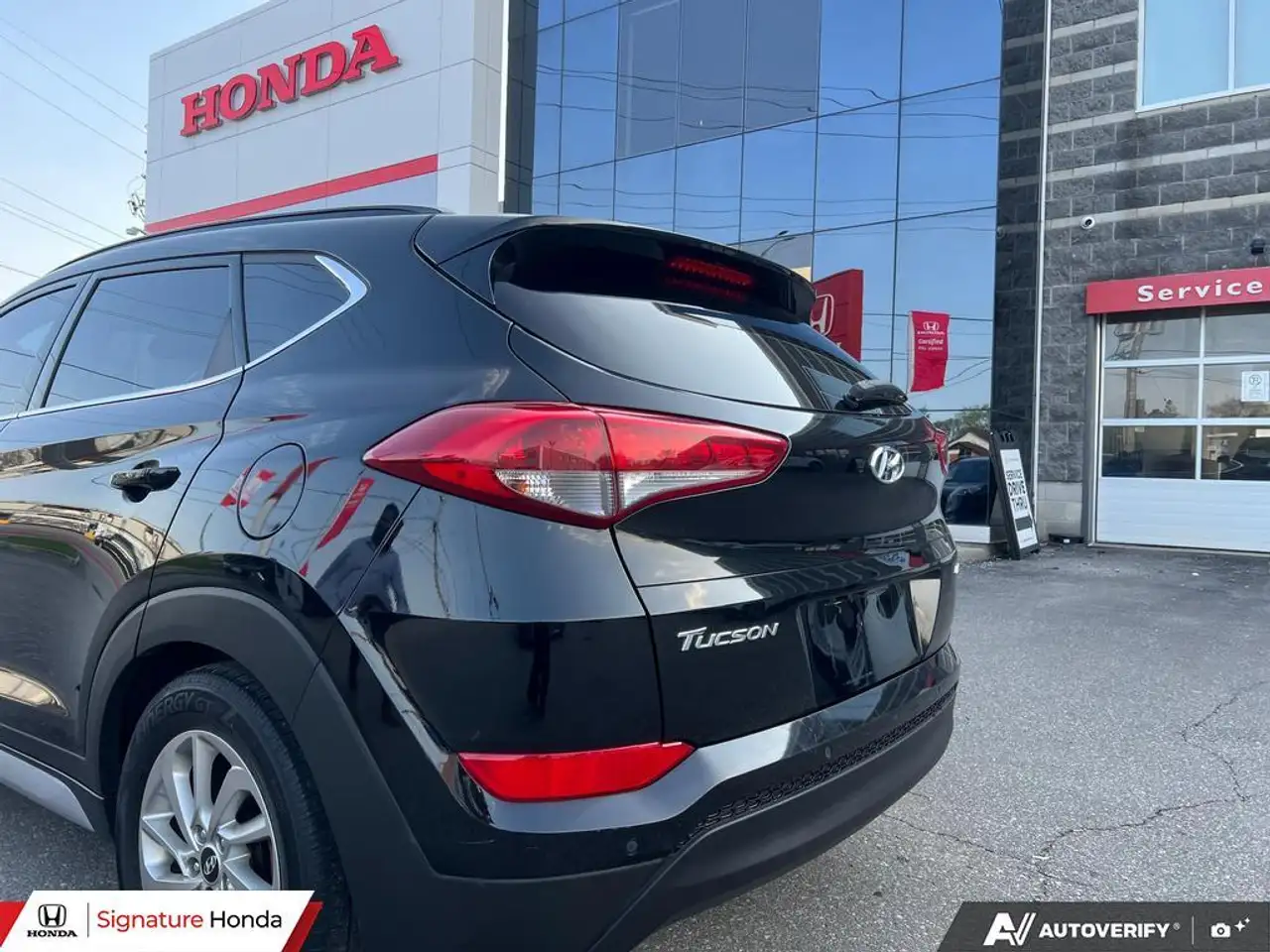 Hyundai TUCSON снимка Hyundai TUCSON