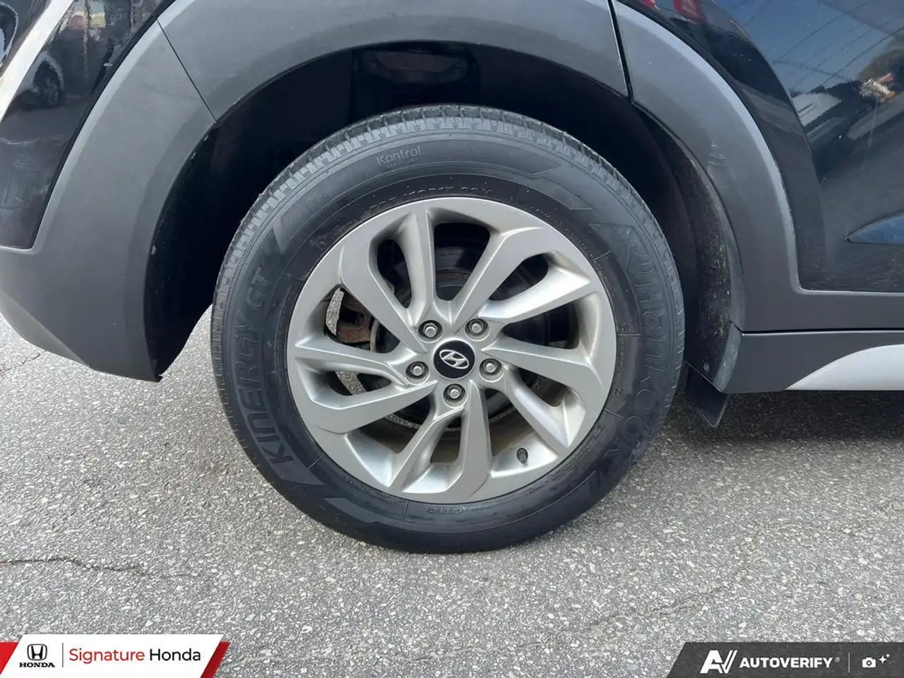 Hyundai TUCSON снимка Hyundai TUCSON