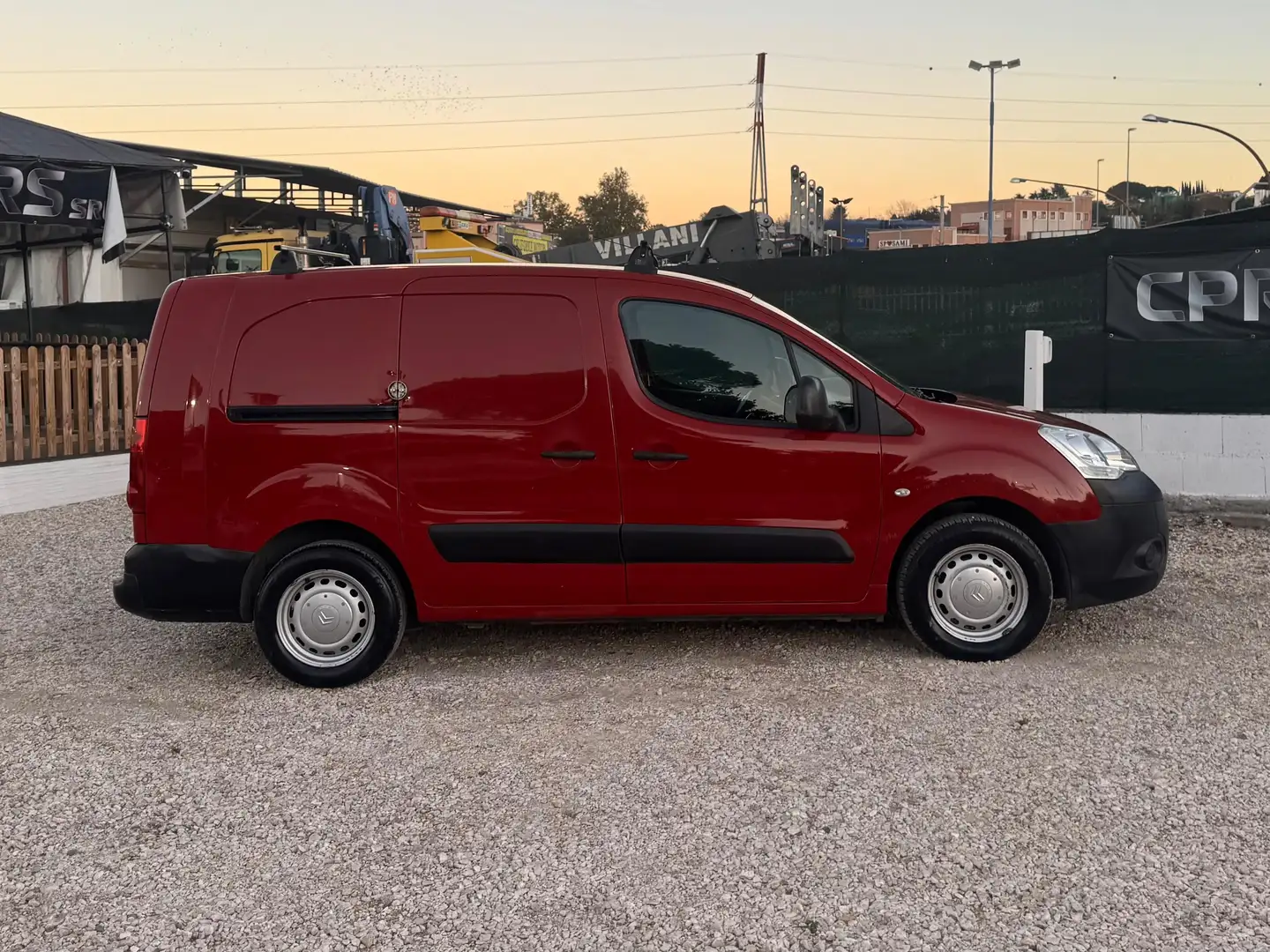 Citroen Berlingo Berlingo 1.6 hdi Xtr 90cv fap Rosso - 2