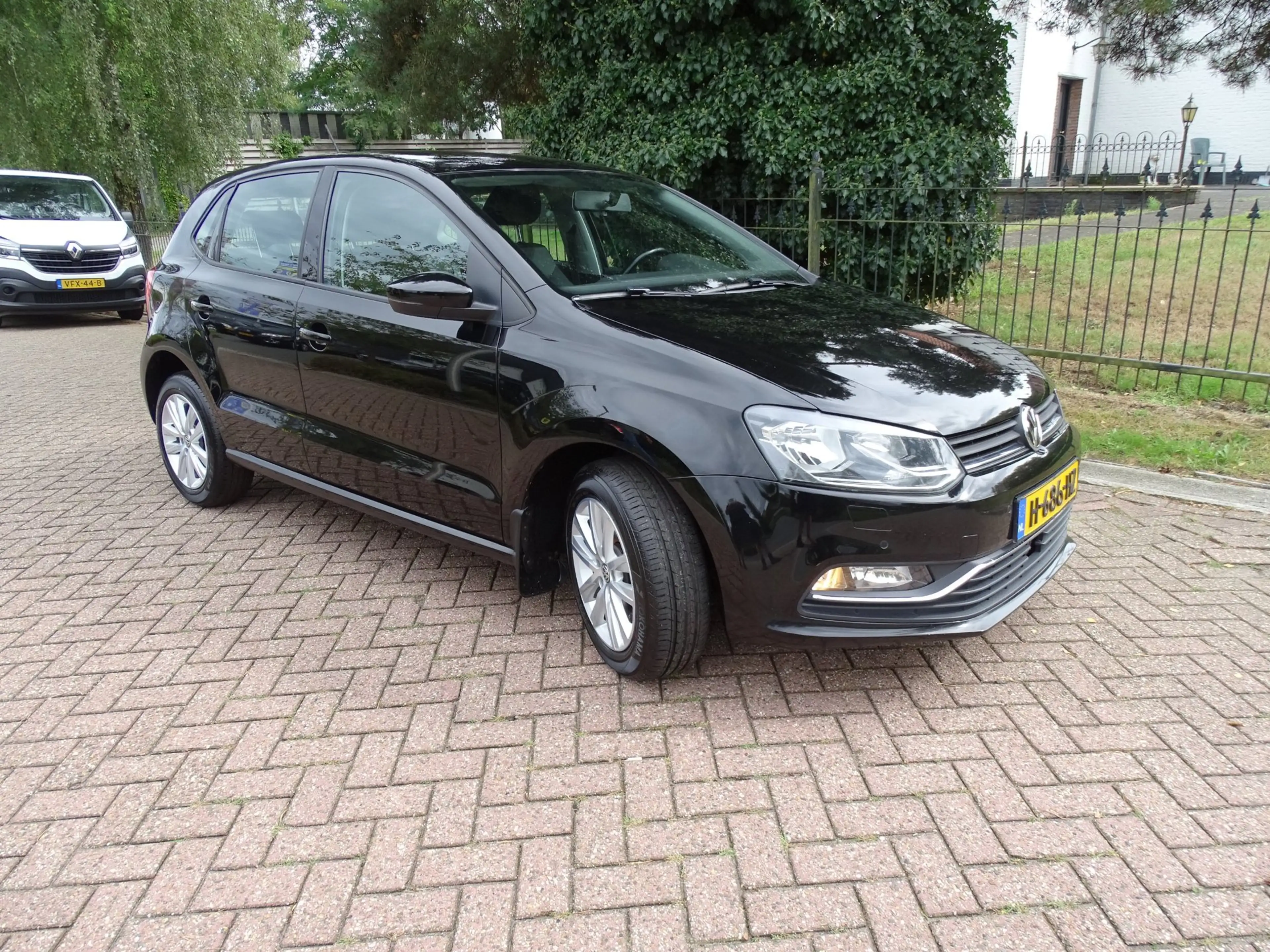 Volkswagen Polo 1.2 TSI Highline — photo 3