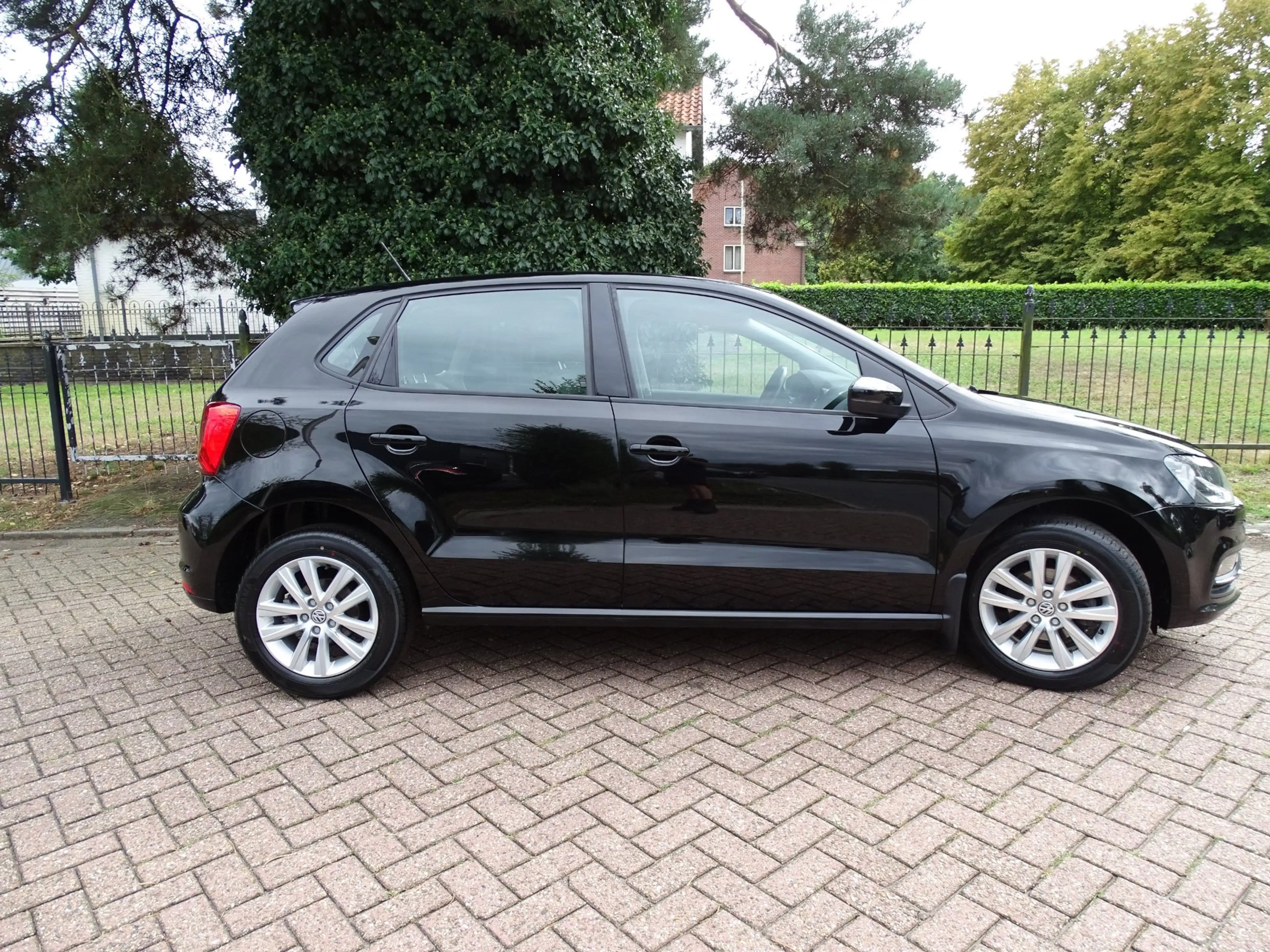 Volkswagen Polo 1.2 TSI Highline — photo 4