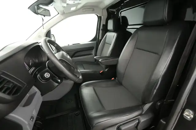 Opel Vivaro view 9