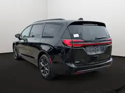 Chrysler Pacifica 2026