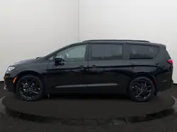 Chrysler Pacifica 2026