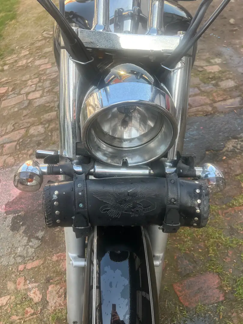 Hyosung ST 7 Chopper Schwarz - 1