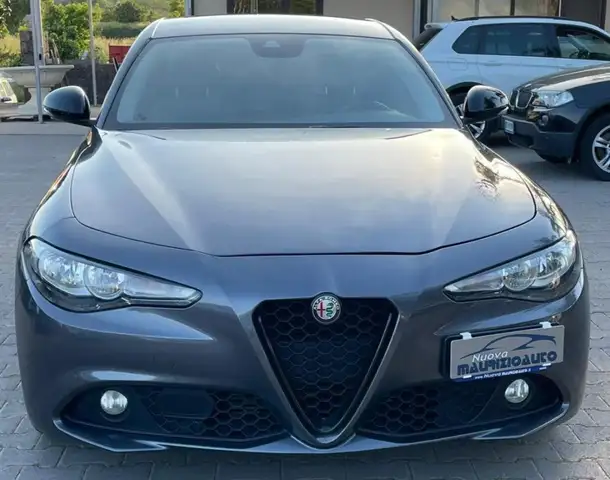 Alfa Romeo Giulia Alfa Romeo Giulia 2.2 D AT (150 cv)