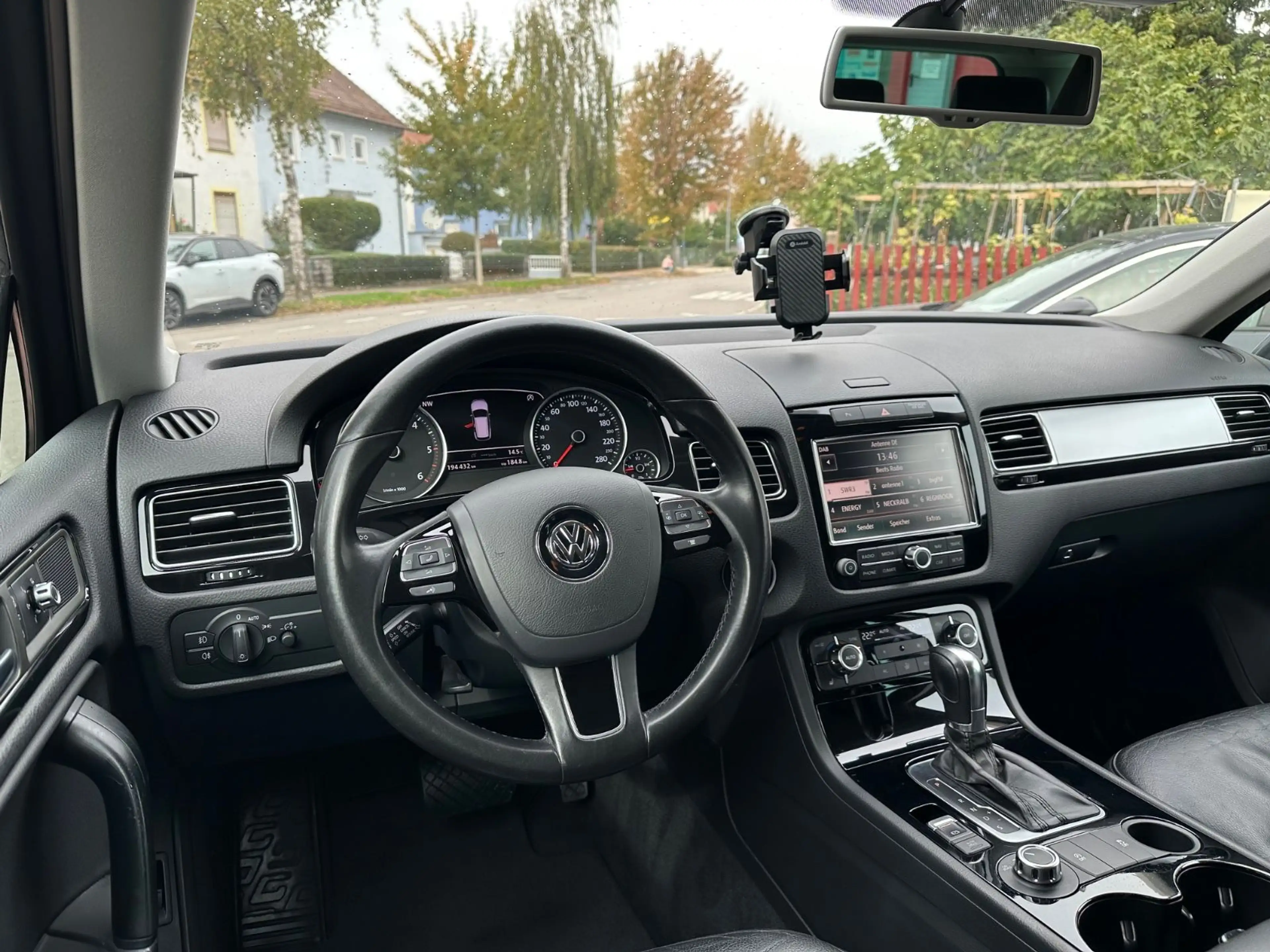 Volkswagen Touareg V6 TDI BMT/ Navi/ Leder/ BiXenon/AHK — photo 13