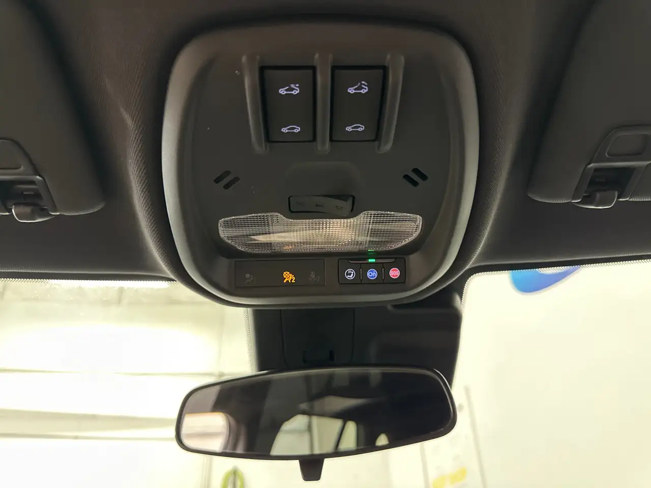Chevrolet Trax снимка Chevrolet Trax
