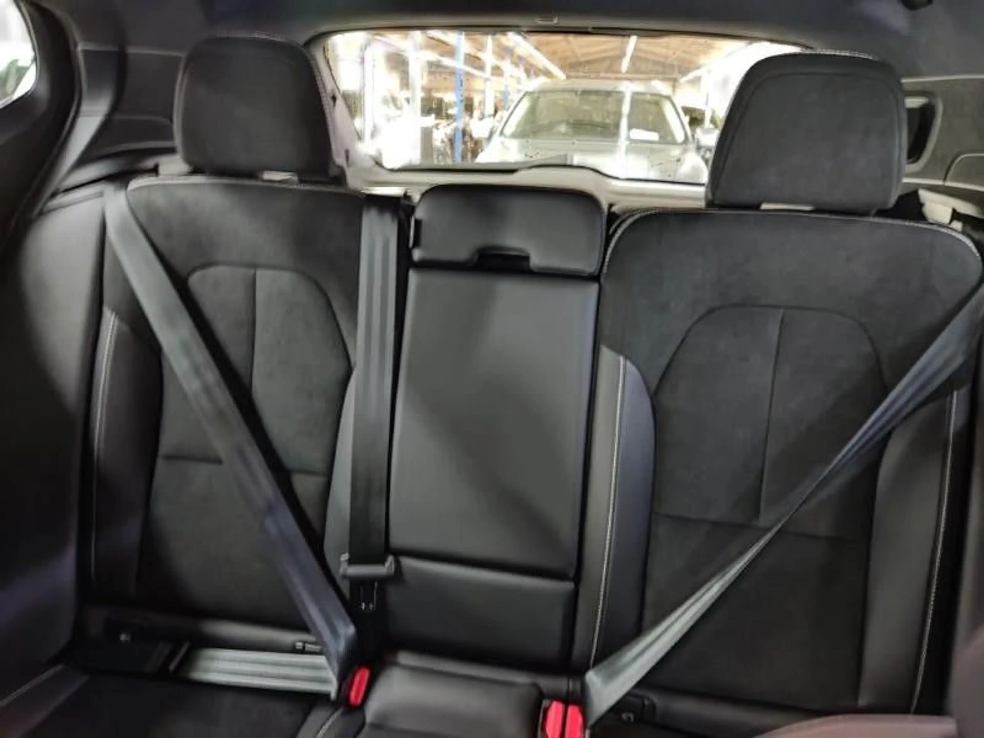 Volvo XC40 B4 R-Design*ACC*BLIS*E-Sitze*harman kardon — photo 2