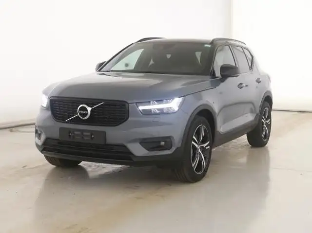 Volvo XC40 B4 R Design*ACC*BLIS*E Sitze*harman kardon