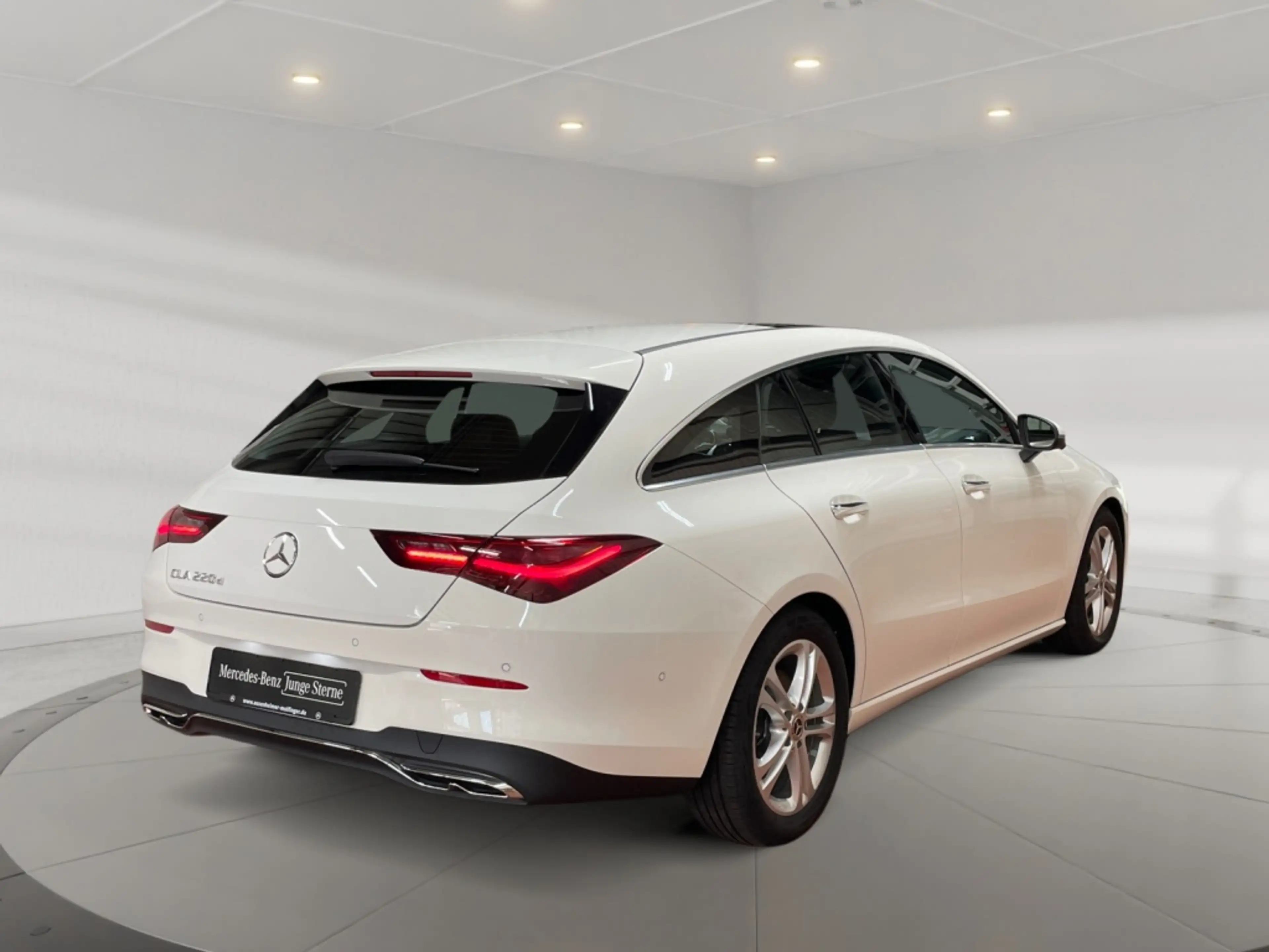 Mercedes-Benz CLA 220 d Shooting Brake Progressive MBUX+MBeam — photo 4
