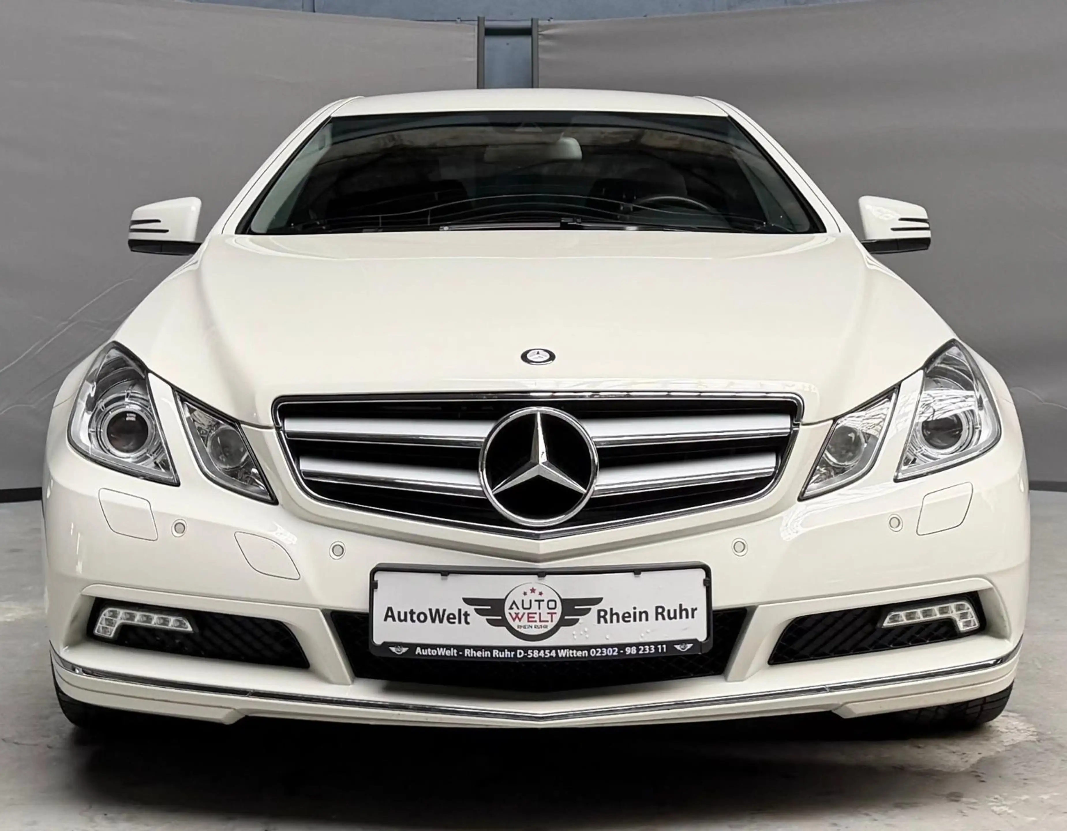 Mercedes-Benz E 350 Coupé Leder Bi-Xenon Keyless Go 42TKM — photo 3