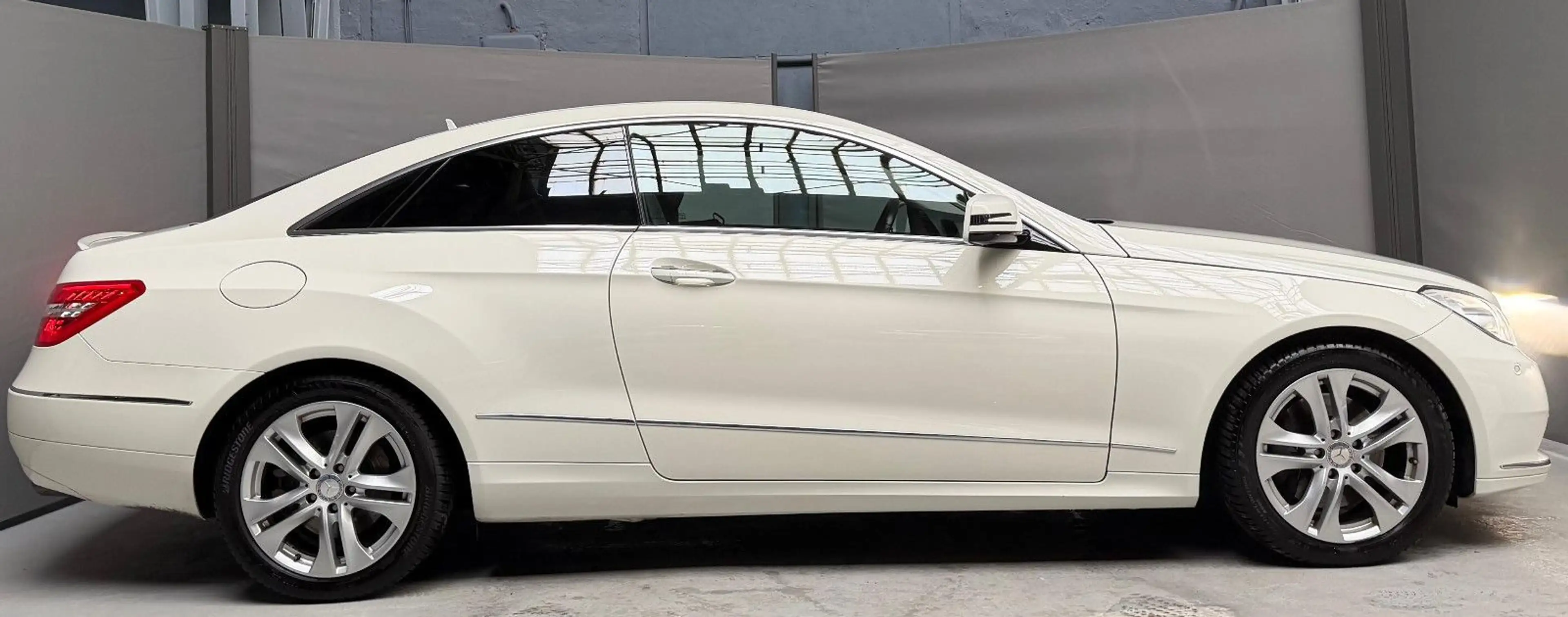 Mercedes-Benz E 350 Coupé Leder Bi-Xenon Keyless Go 42TKM — photo 8