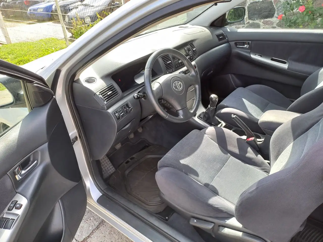 TOYOTA COROLLA - 1.6 110ch - 169 500KMS - VOLANT EN CUIR