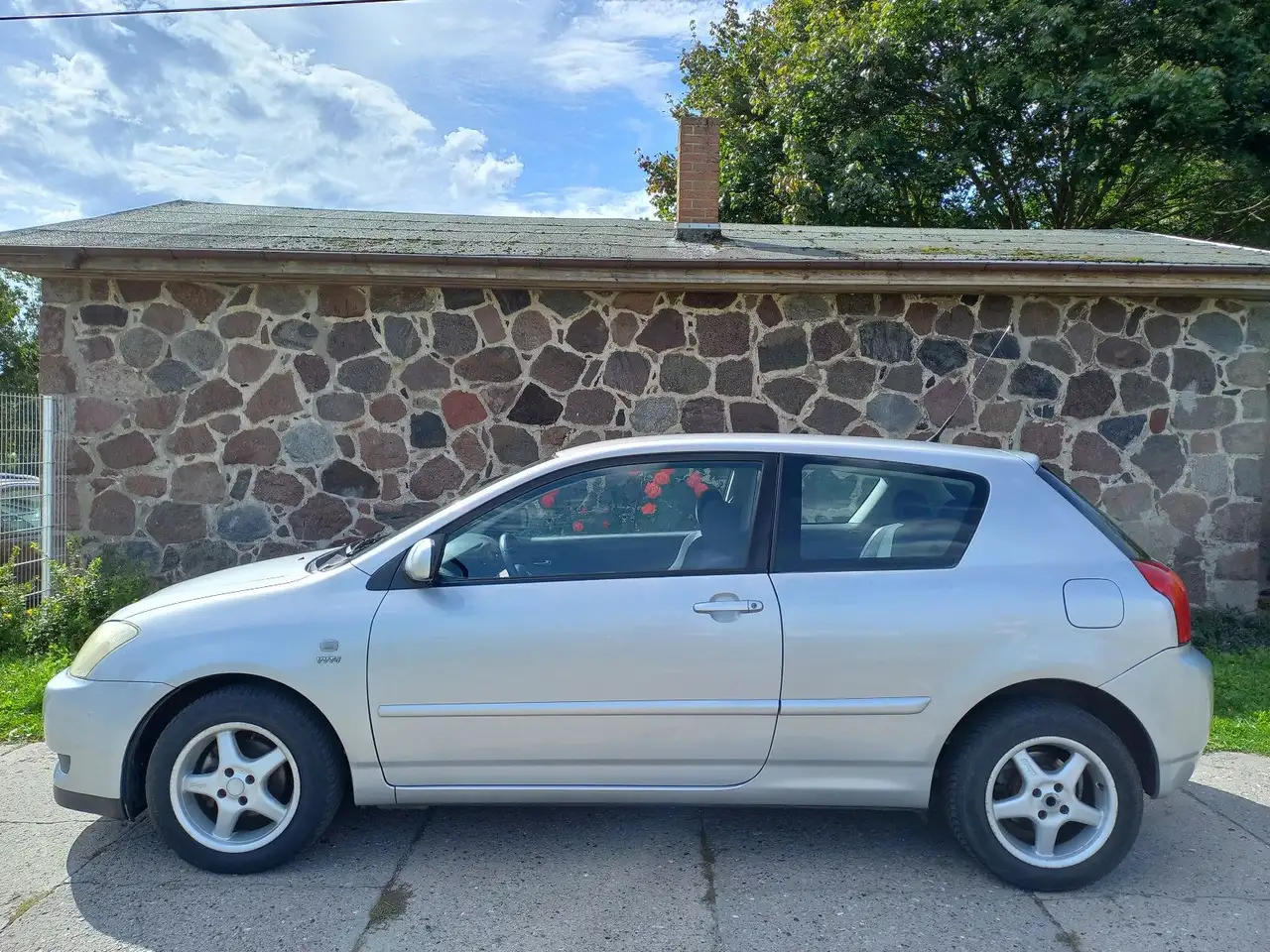TOYOTA COROLLA - 1.6 110ch - 169 500KMS - VOLANT EN CUIR