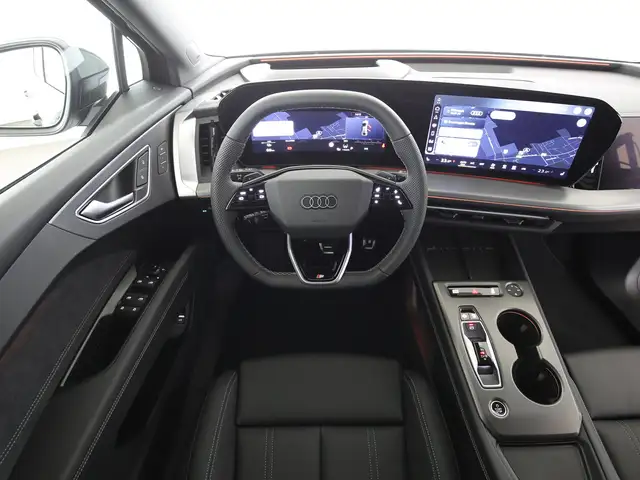 Audi E-Tron view 10