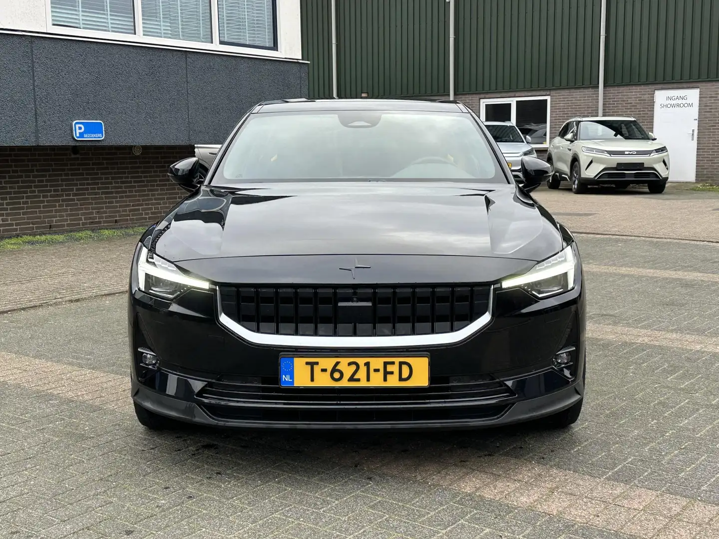 Polestar 2 Long Range Dual Motor Plus Pilot78kWh VAN: €32.900 Zwart - 2