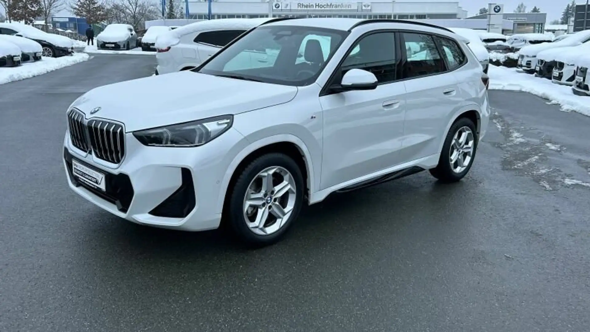 BMW X1 xDrive23i M Sport ACC 360 HUD HARMAN/KARDON Weiß - 2