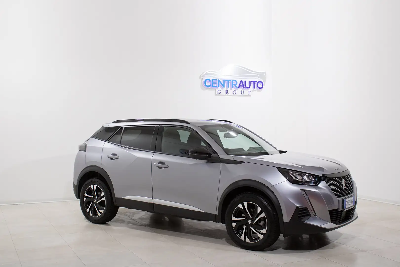 Peugeot 2008 BluHdi 130cv EAT8 ALLURE *3D NAVI 7'' HD* Grigio - 2