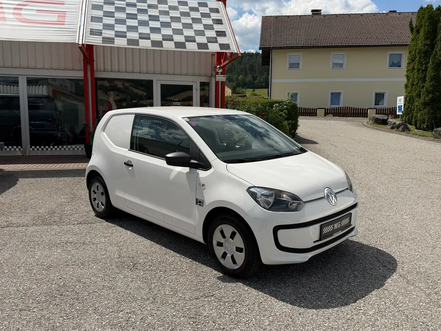 Volkswagen up! take up! 1 Besitz Weiß - 1