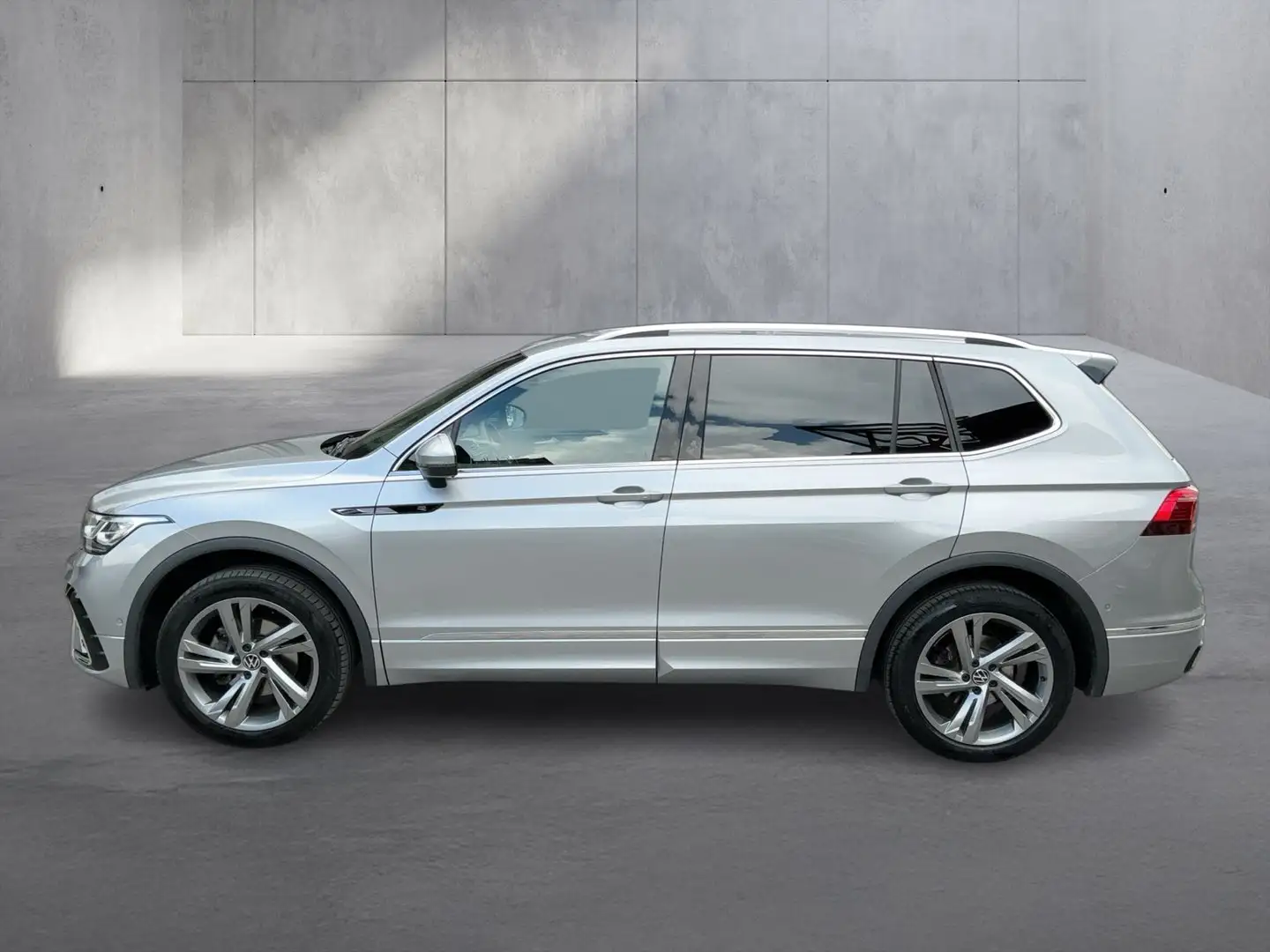 Volkswagen Tiguan Allspace R-Line TDI 4MOTION DSG Silber - 2