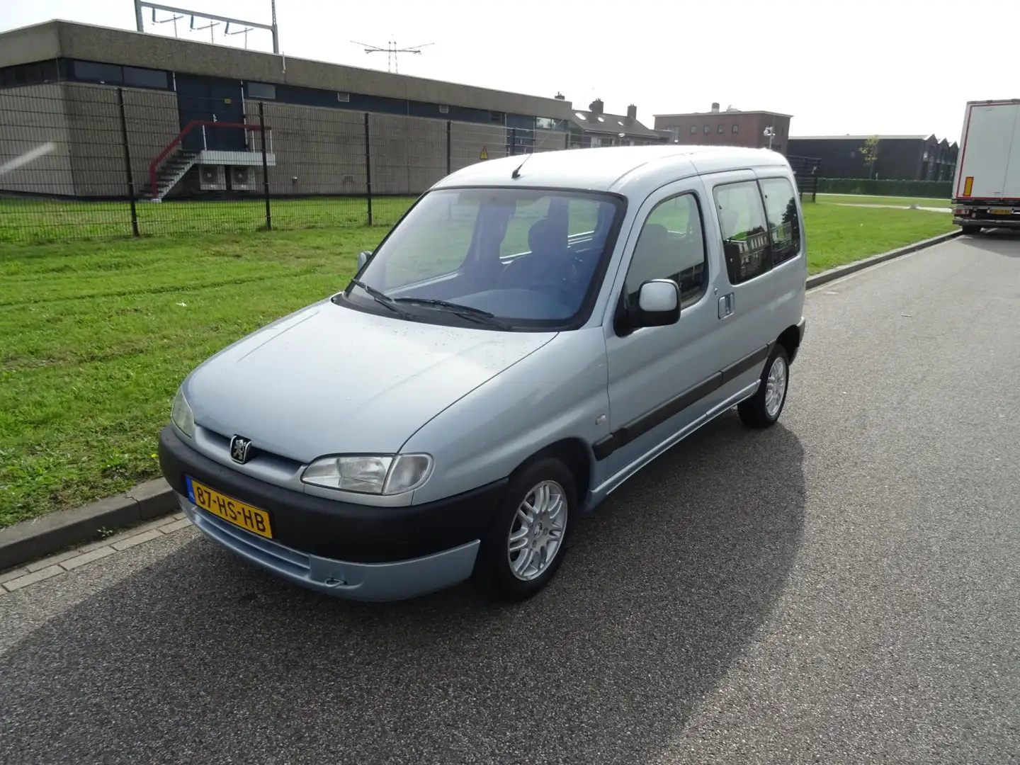 Peugeot Partner 1.6-16V X Combispace Rolstoelvervoer siva - 1