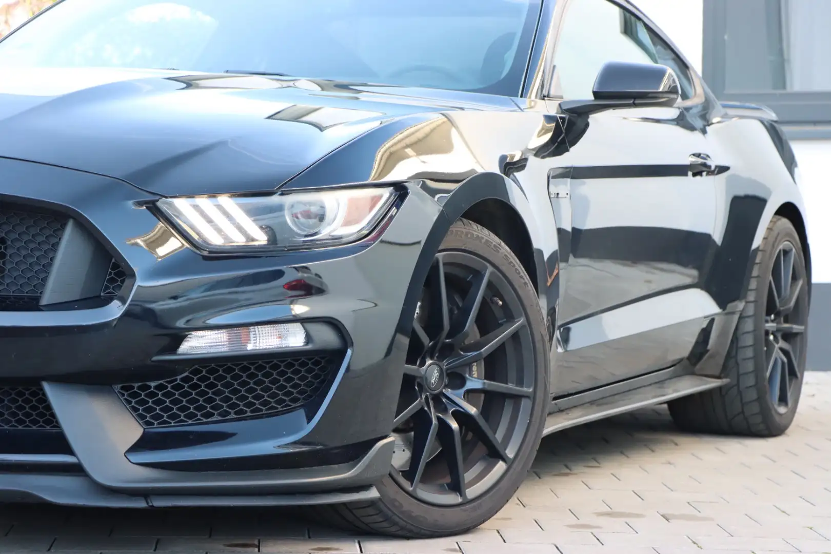 Shelby GT Ford Mustang Shelby GT 350/533PS/Brembo/Sportabgas Schwarz - 2