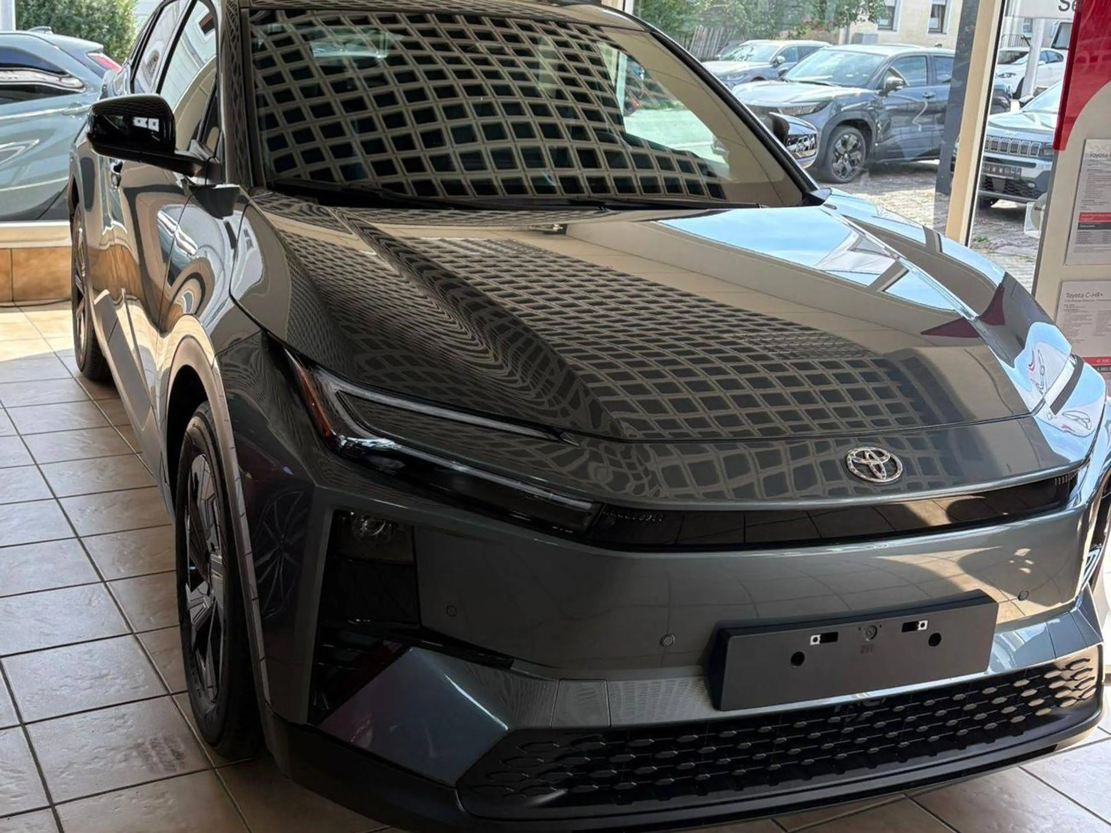 Toyota C-HR+ 165 kW Teamplayer