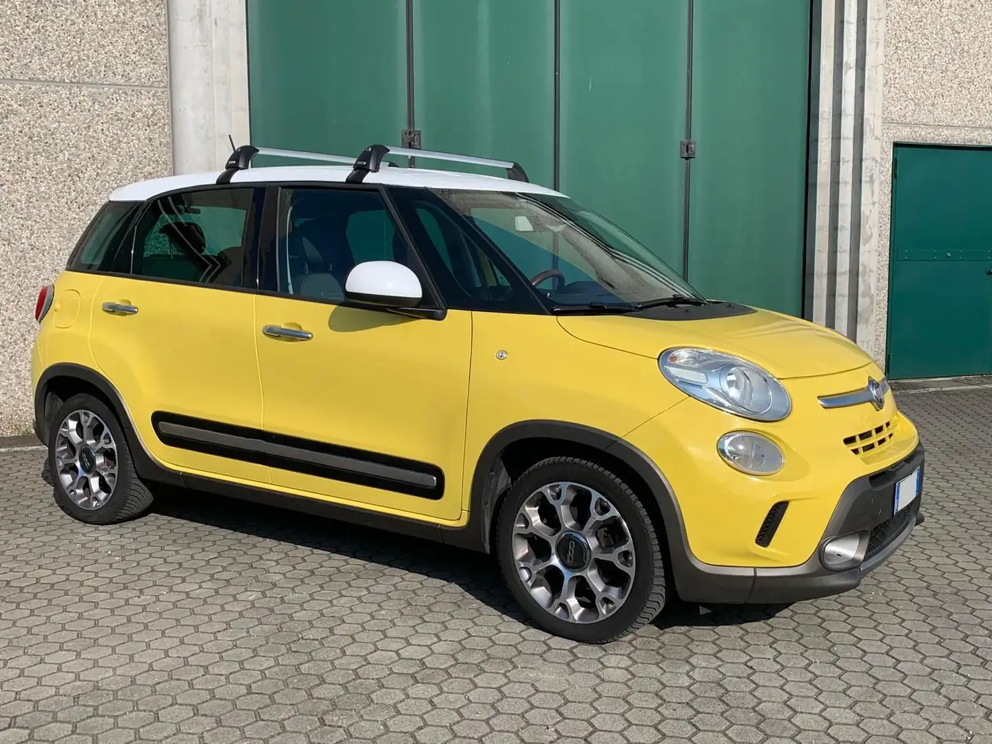 Fiat 500L 1.3 Mjet 95cv Trekking - Gancio di traino Geel - 1