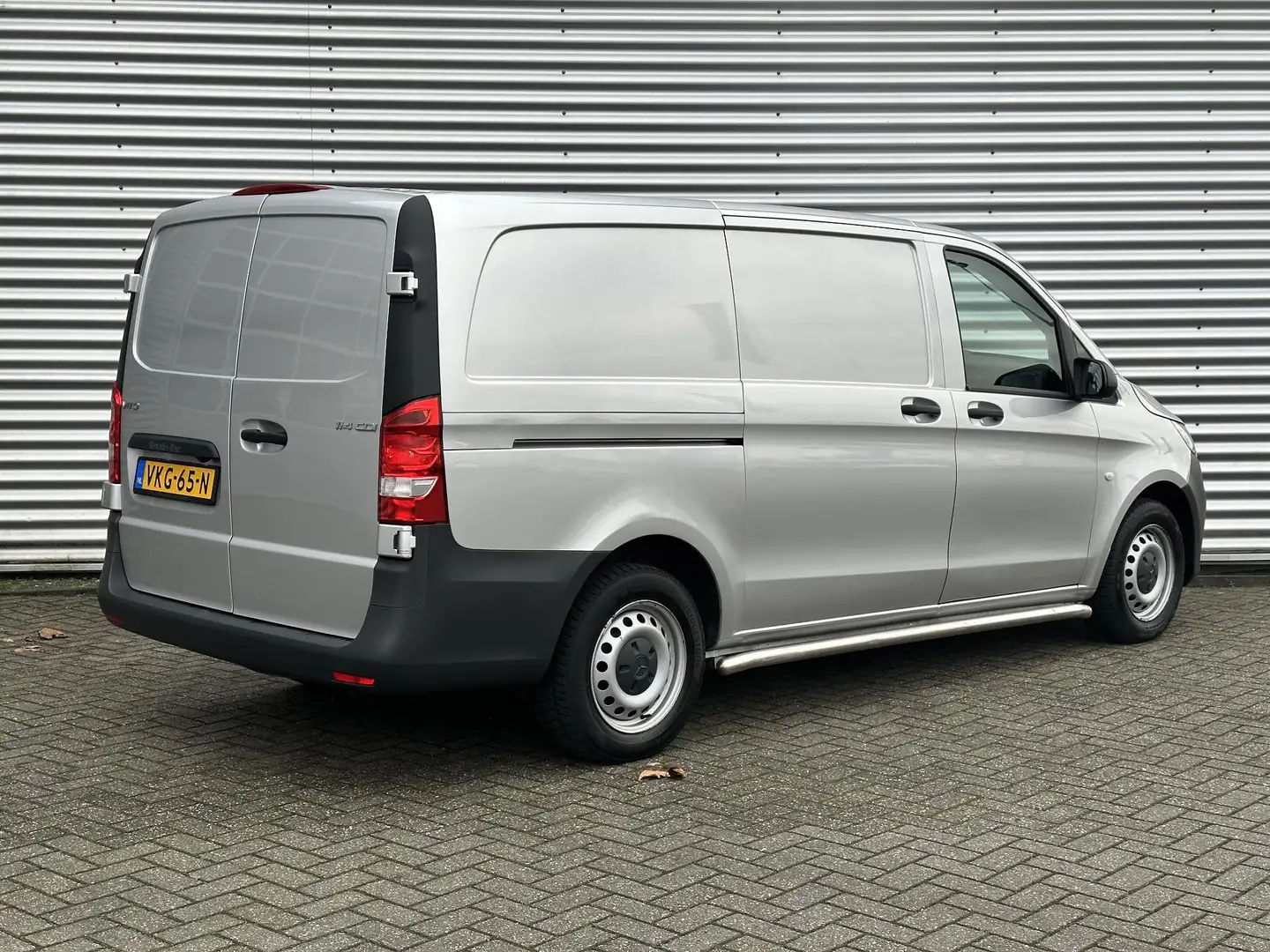 Mercedes-Benz Vito 114 CDI Automaat Airco Navigatie  Apple Carplay A Argento - 2