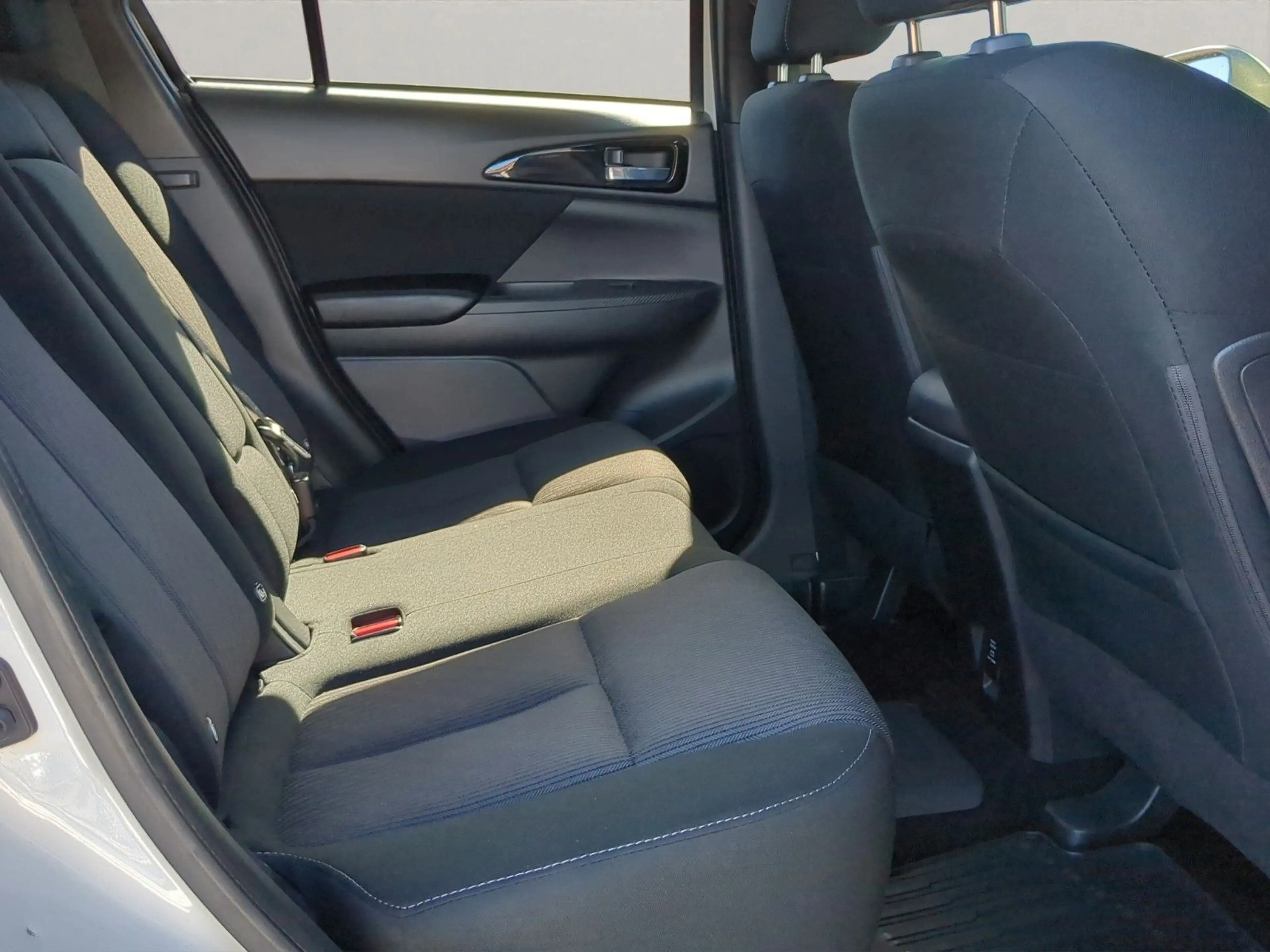 Mitsubishi Eclipse Cross Basis Hybrid 4WD RFK SHZ KLIMA ACP — photo 11