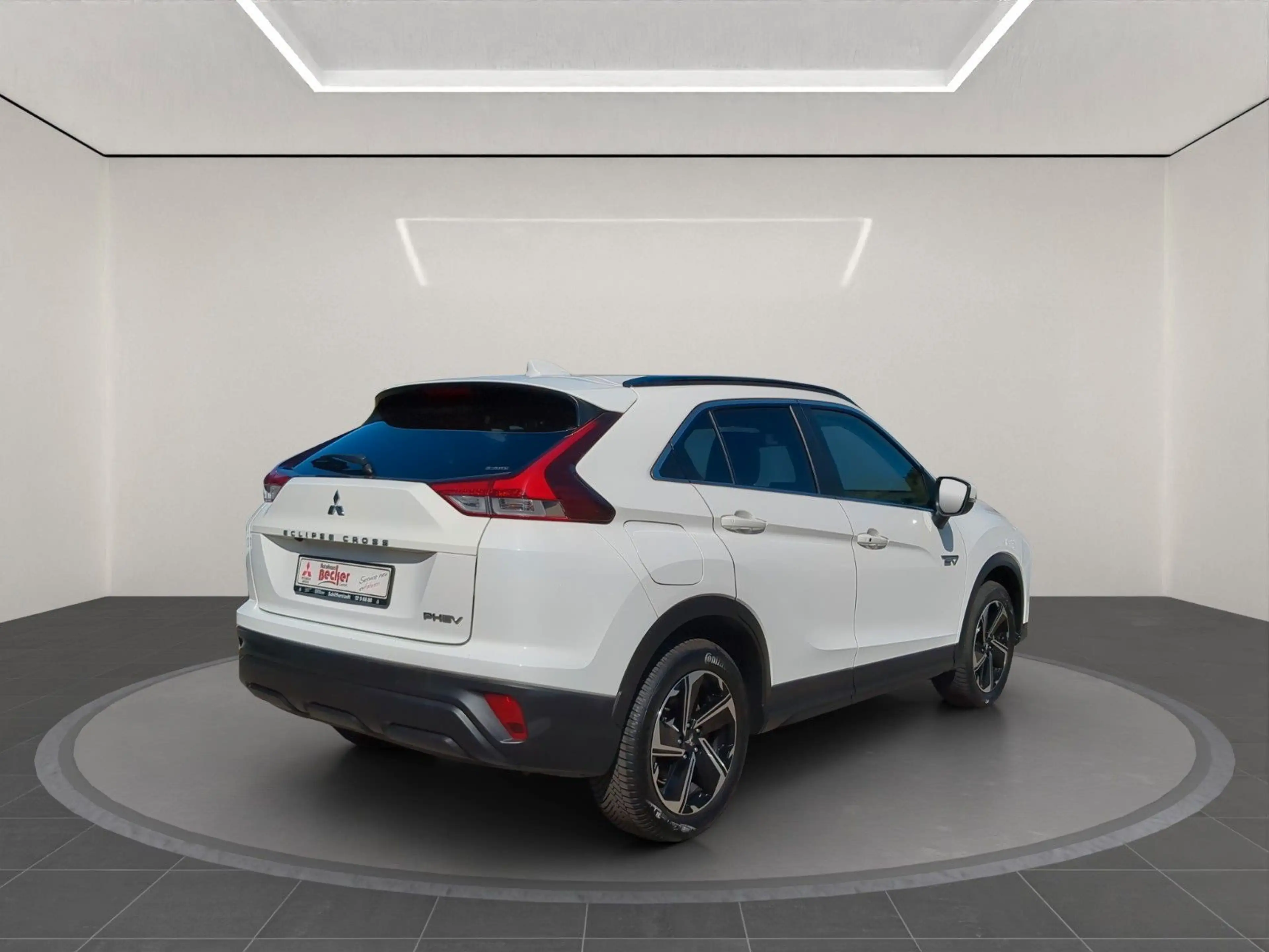 Mitsubishi Eclipse Cross Basis Hybrid 4WD RFK SHZ KLIMA ACP — photo 4