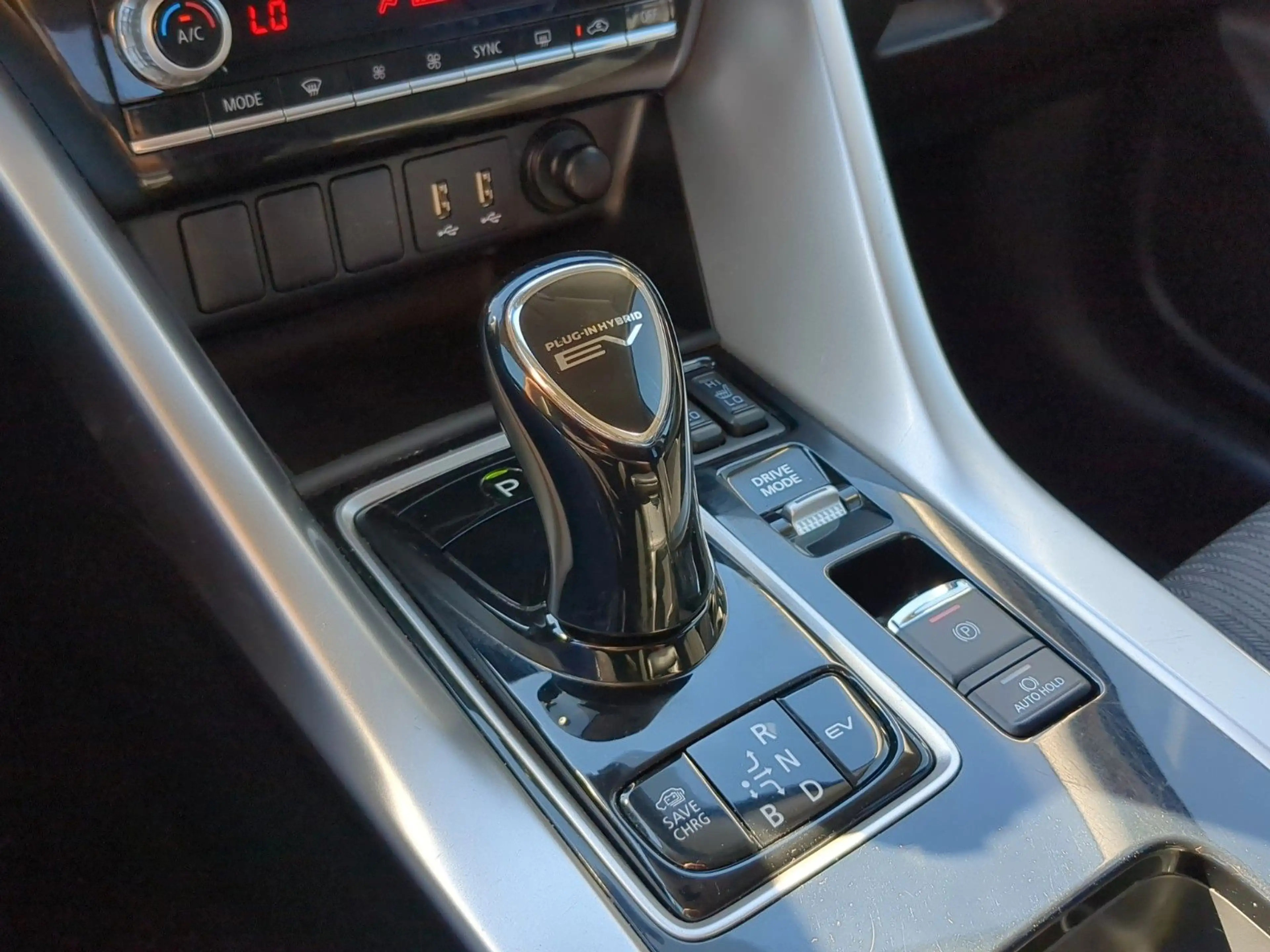 Mitsubishi Eclipse Cross Basis Hybrid 4WD RFK SHZ KLIMA ACP — photo 17