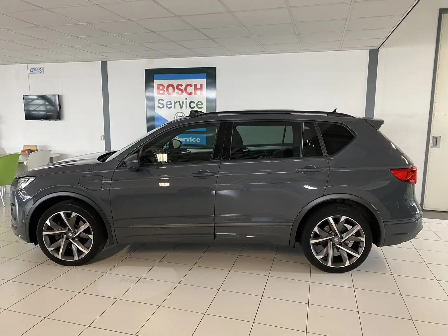 SEAT Tarraco 1.4 TSI e-Hybrid PHEV FR Business Intense Panorama Grijs - 2
