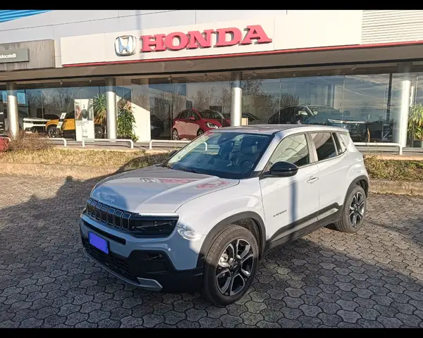 Jeep Avenger 1.2 Turbo e-Hybrid MHEV Summit