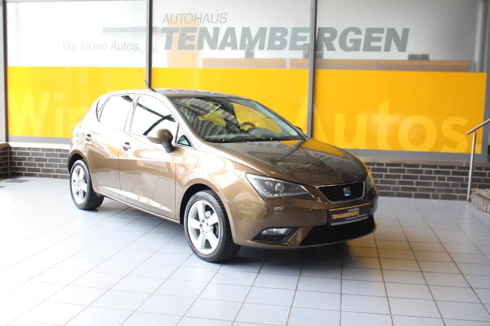 SEAT Ibiza Style Viva Gold - 1