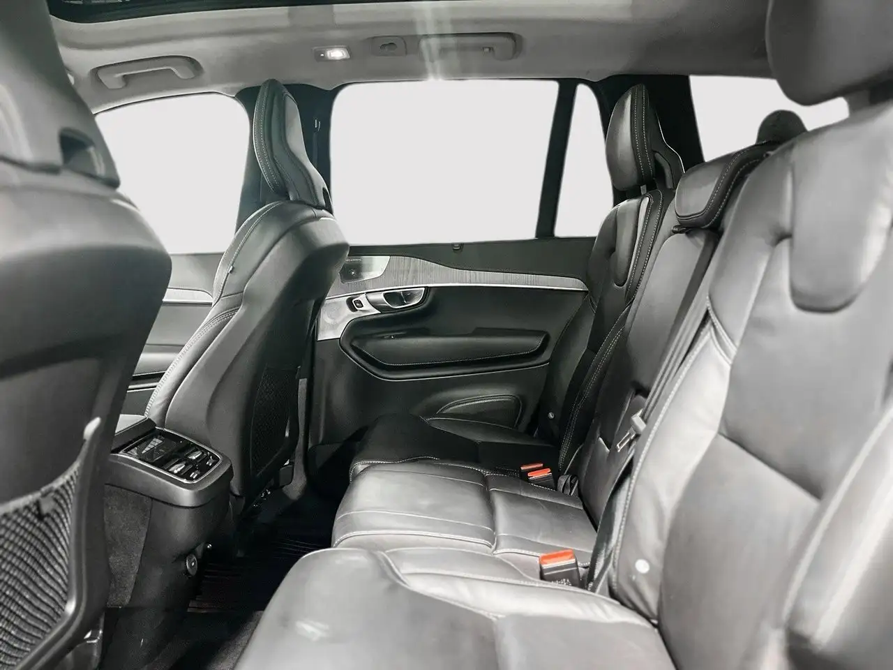 Volvo XC90 снимка Volvo XC90