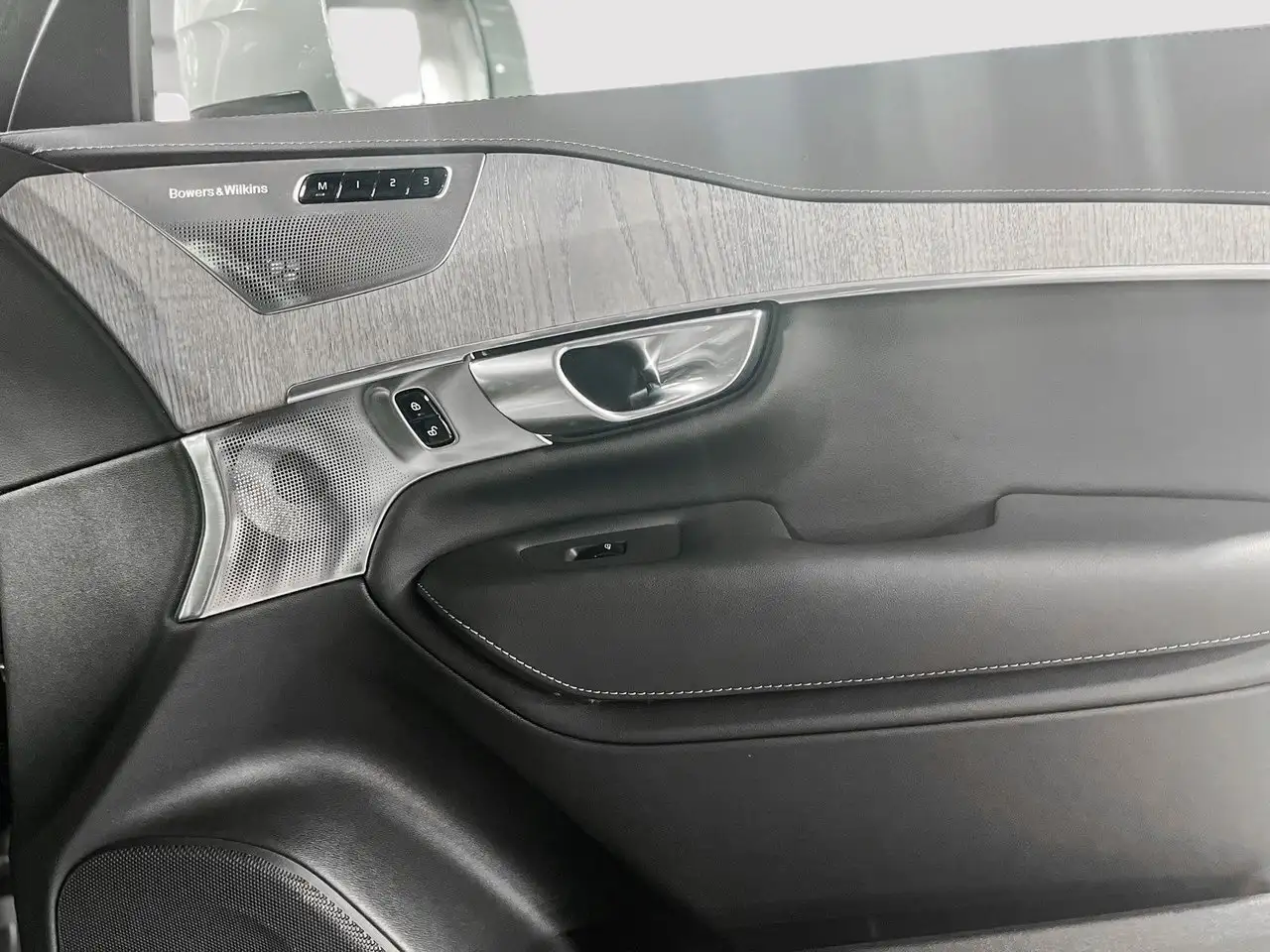 Volvo XC90 снимка Volvo XC90