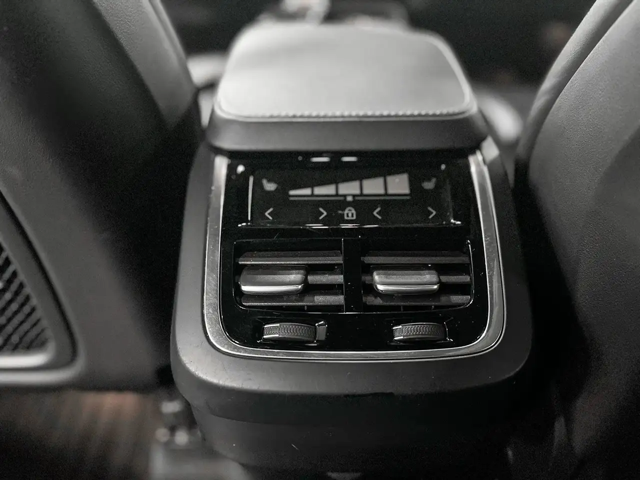 Volvo XC90 снимка Volvo XC90