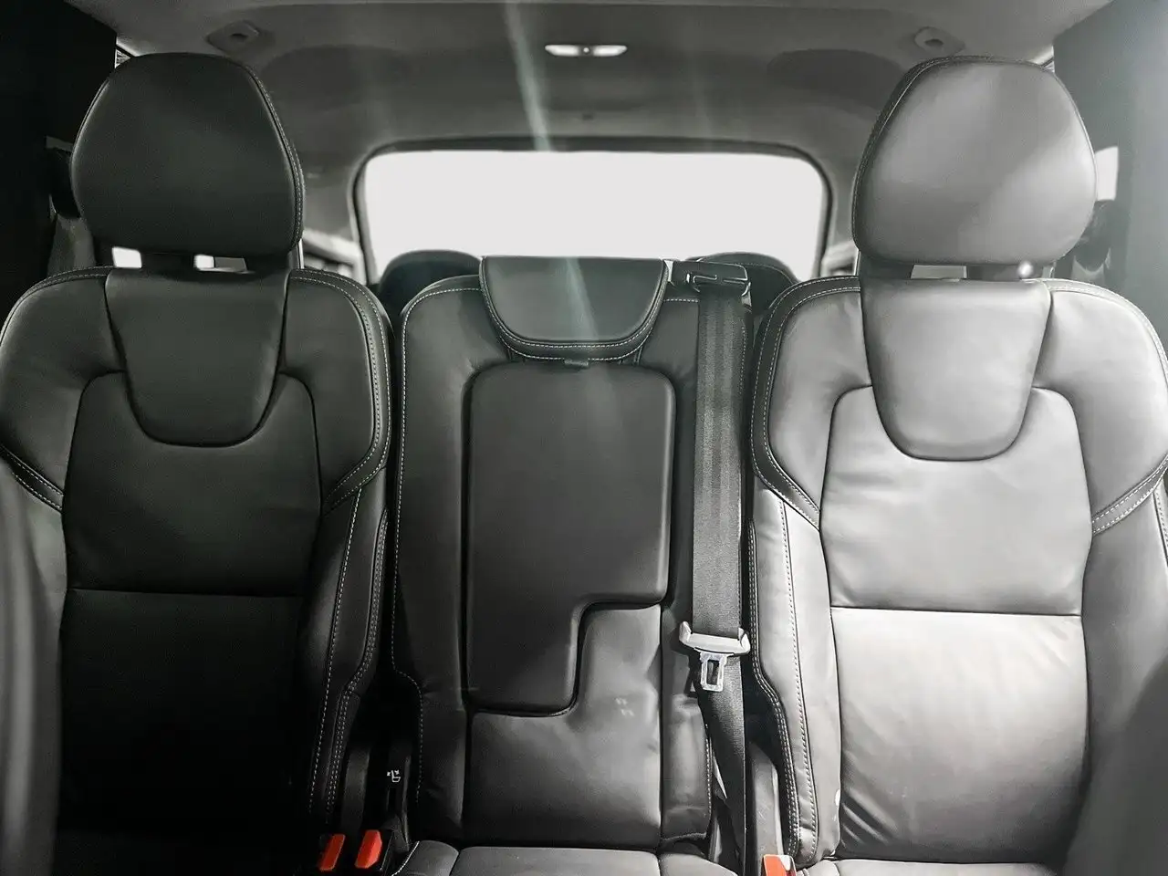 Volvo XC90 снимка Volvo XC90