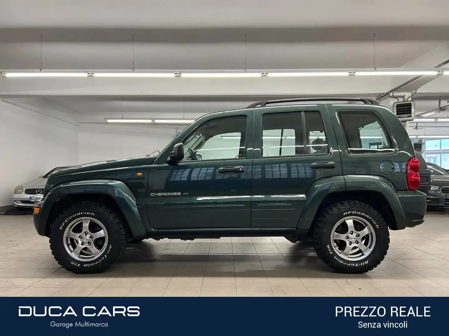 Jeep Cherokee 3.7 V6 Limited Groen - 1