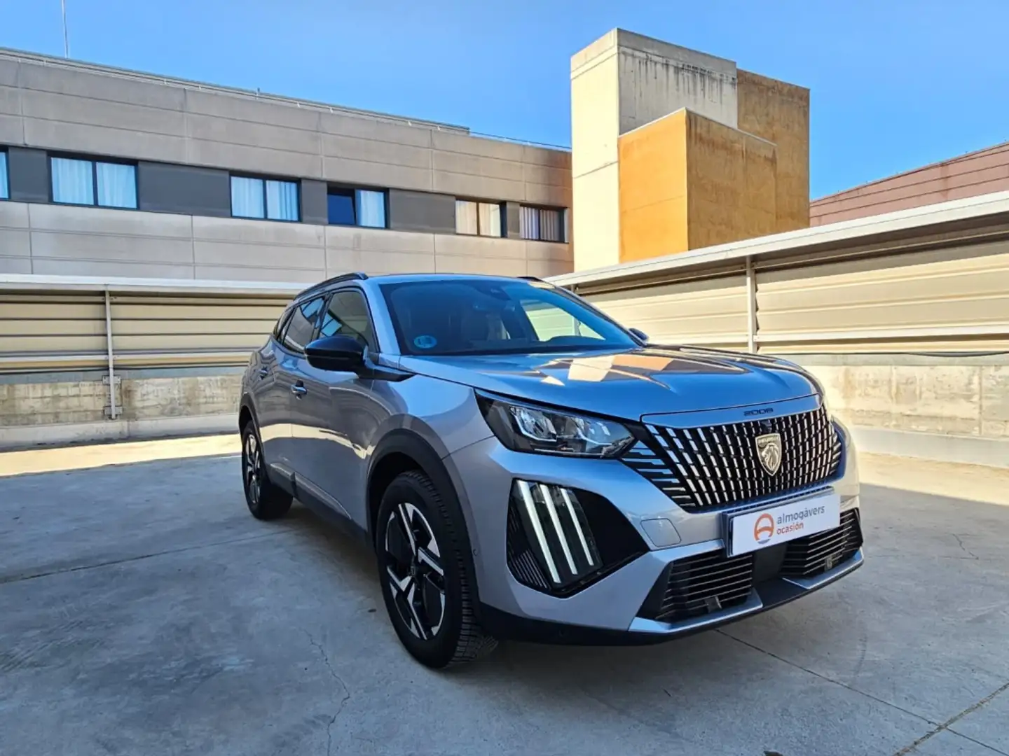 Peugeot 2008 N ALLURE 1.2 HYBRID 145CV EDSC6 5P Gris - 1