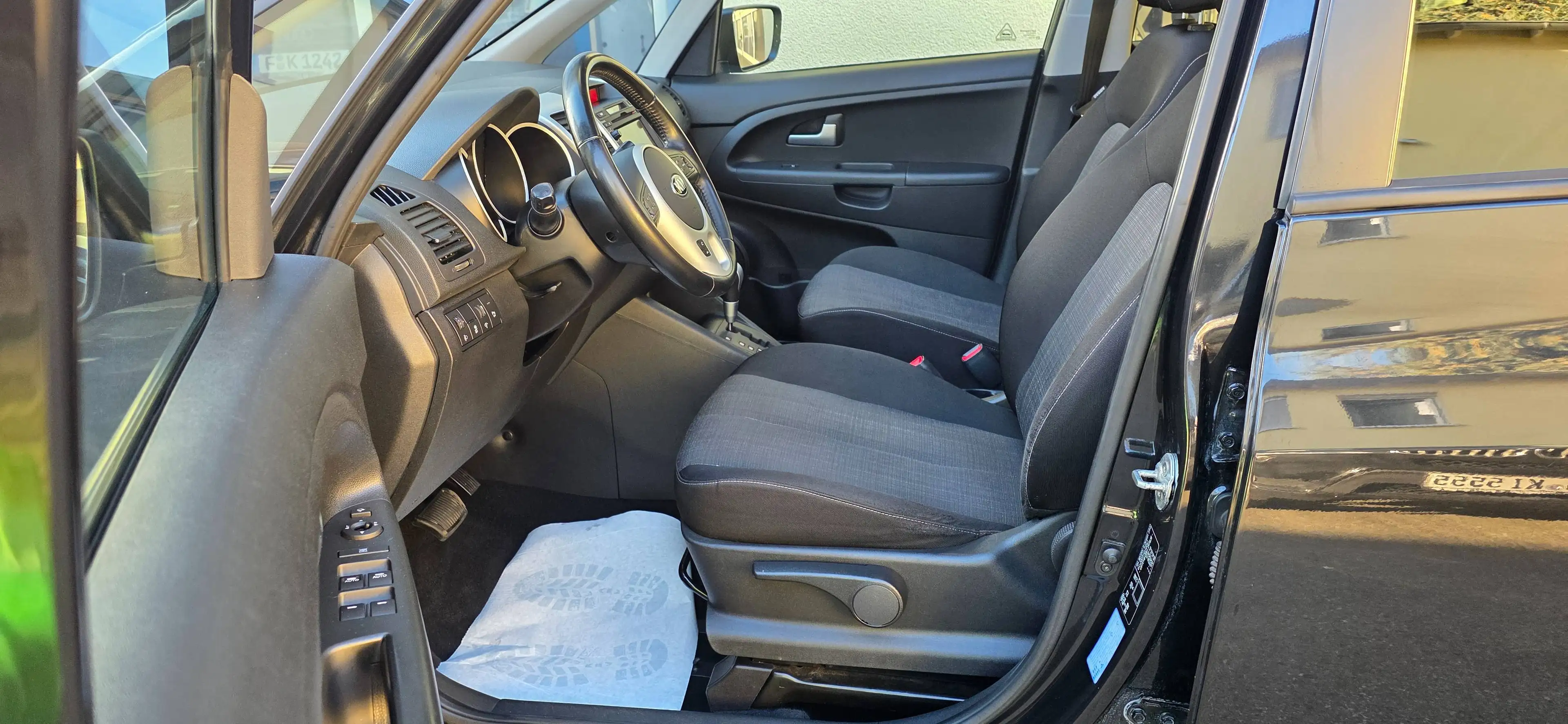 Kia Venga Spirit* Aut* Navi* Kamera* PDC* Pano* Garantie — photo 11