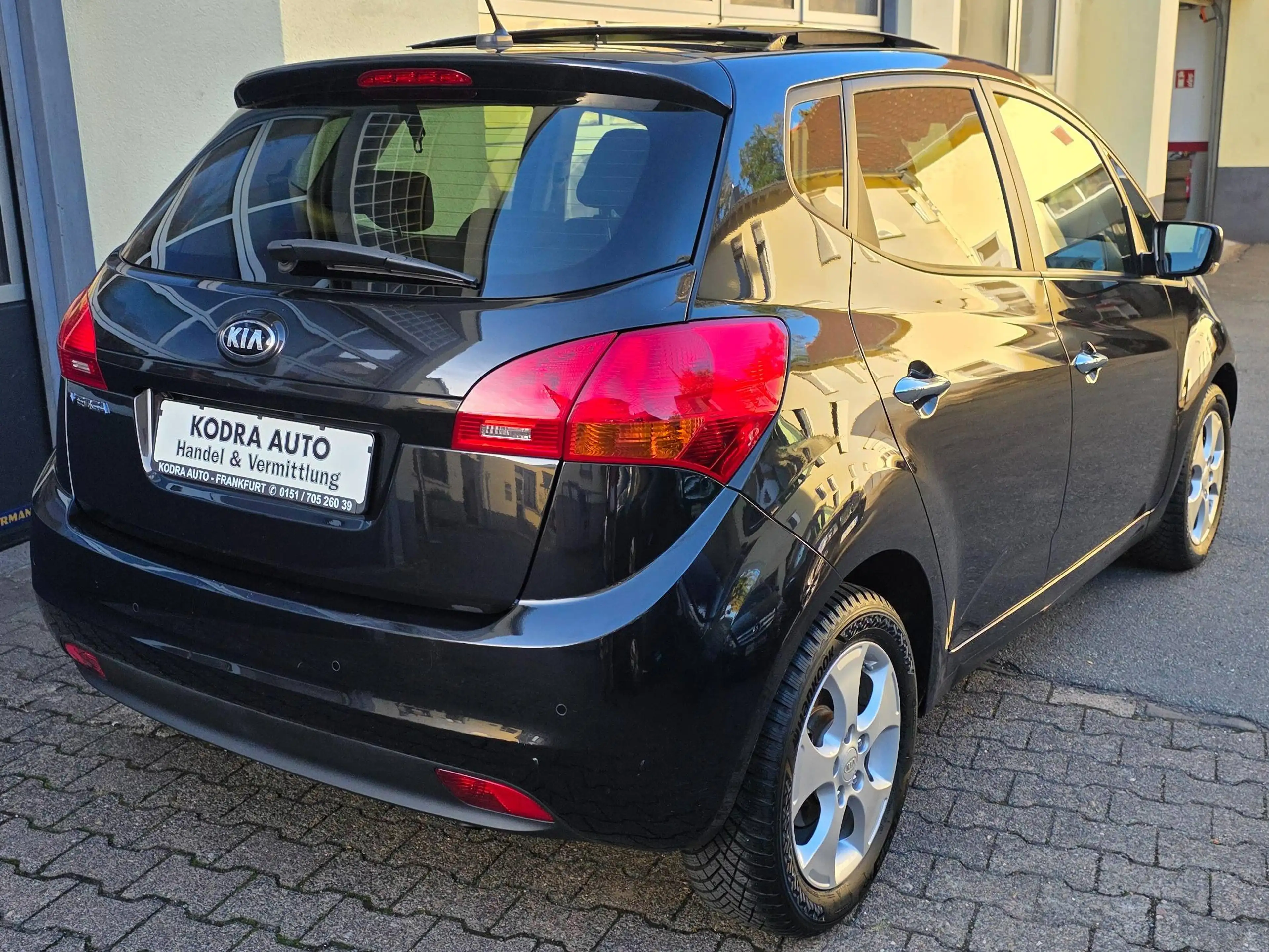 Kia Venga Spirit* Aut* Navi* Kamera* PDC* Pano* Garantie — photo 5