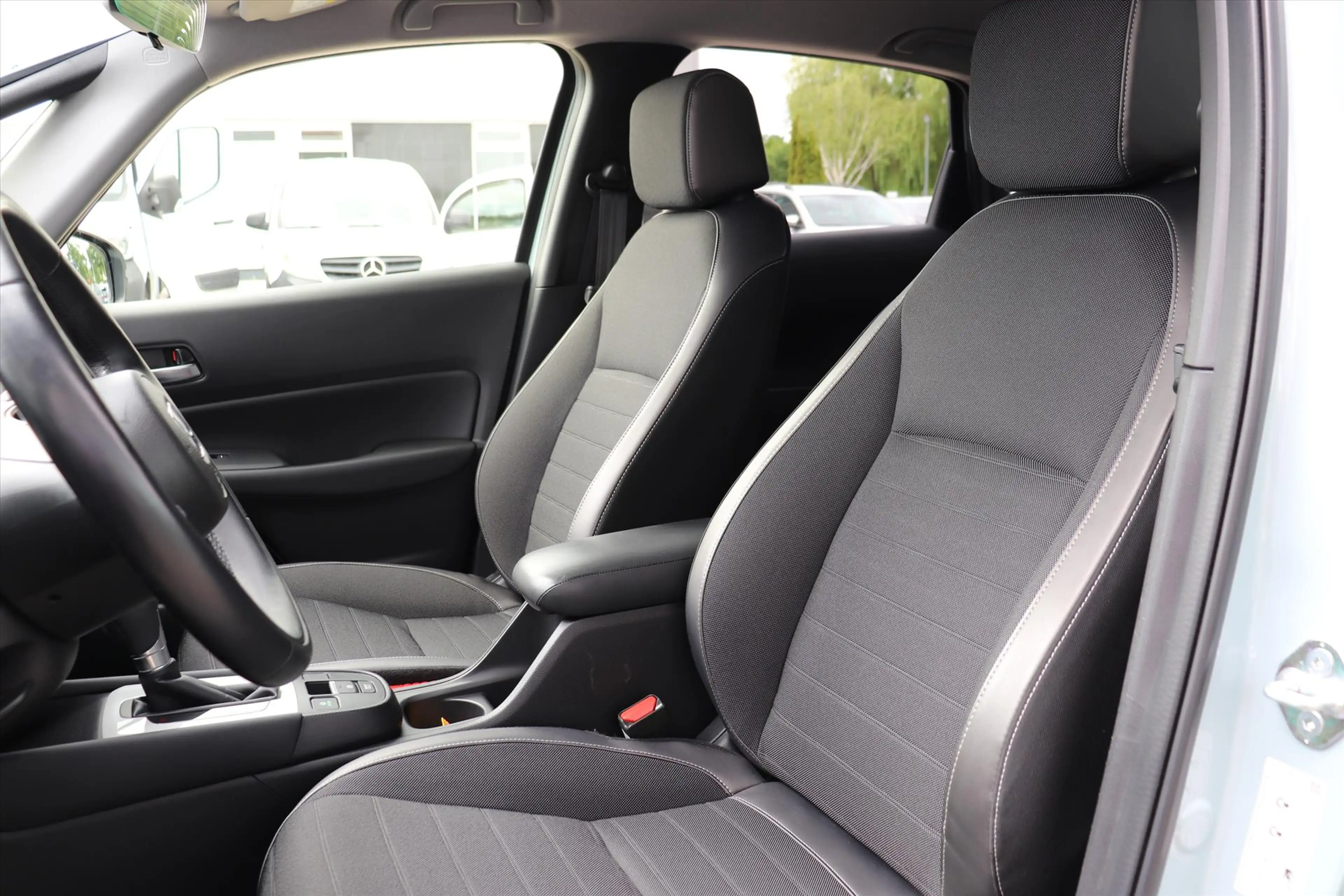 Honda Jazz 1.5 i-MMD 109pk Hybrid CVT Crosstar — photo 8