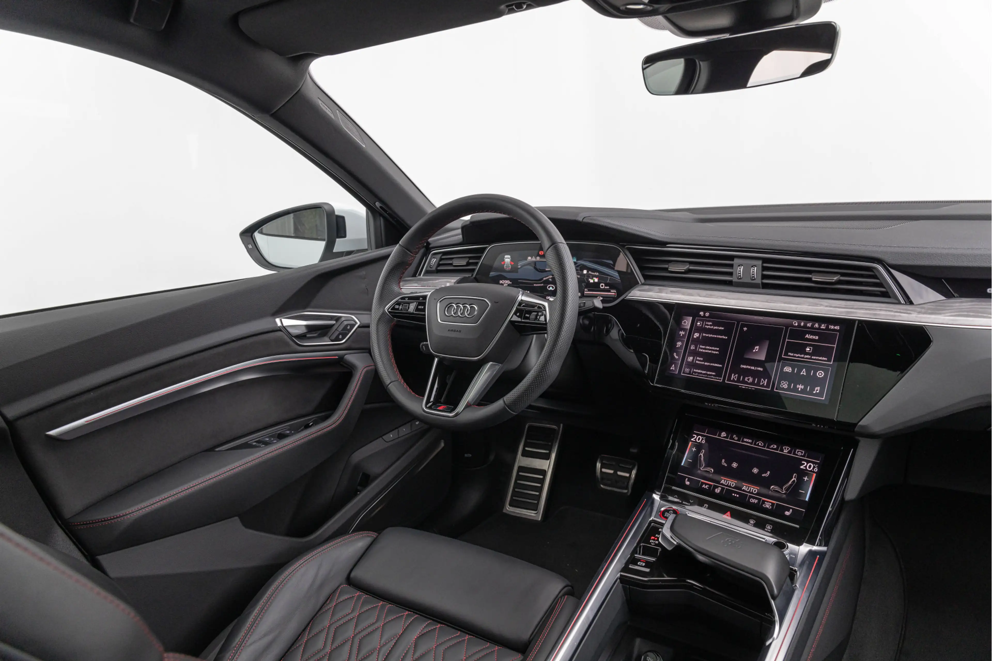 Audi SQ8 e-tron Sportback 503pk Quattro 115 kWh Pano S-stoelen B&O — photo 3