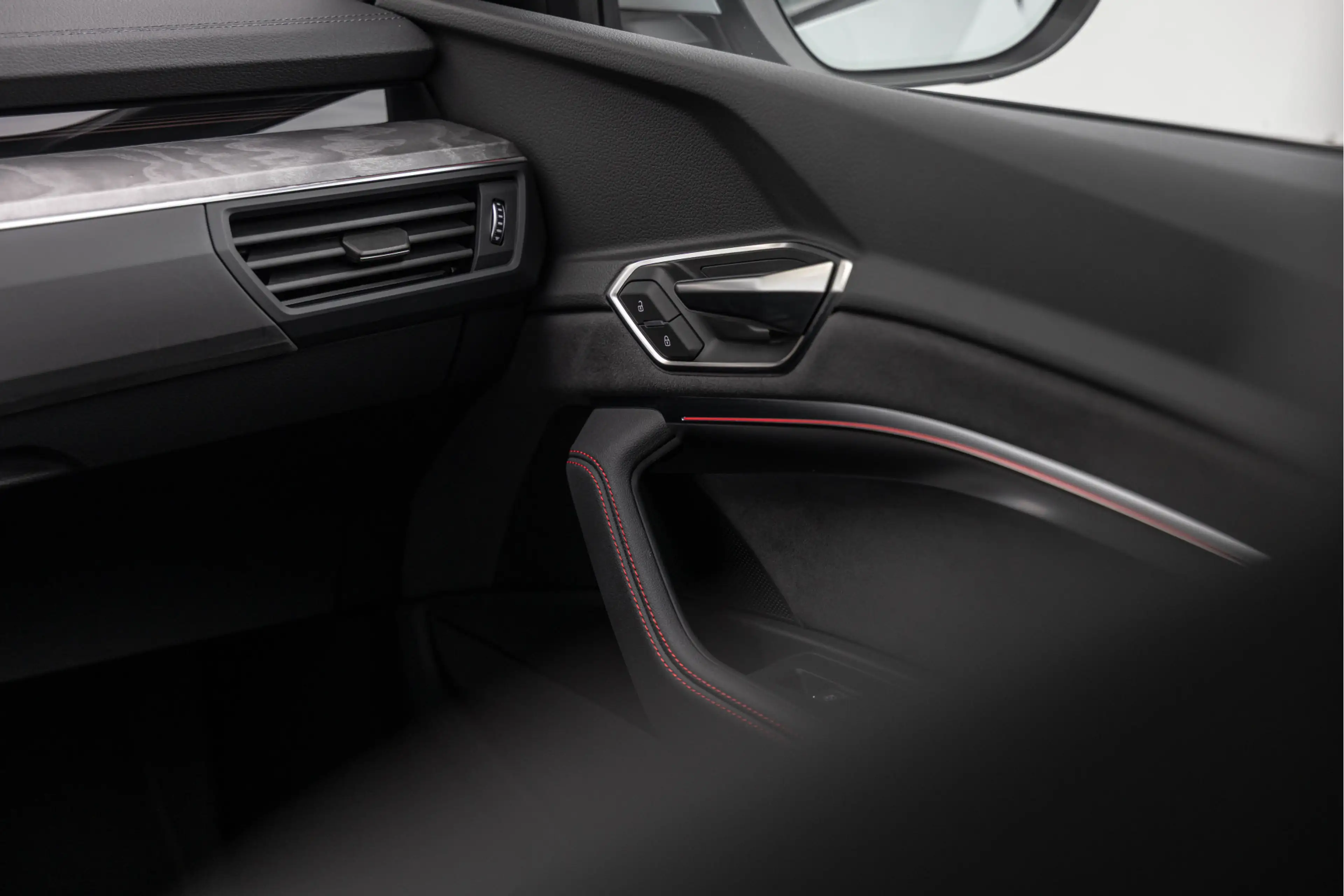 Audi SQ8 e-tron Sportback 503pk Quattro 115 kWh Pano S-stoelen B&O — photo 22